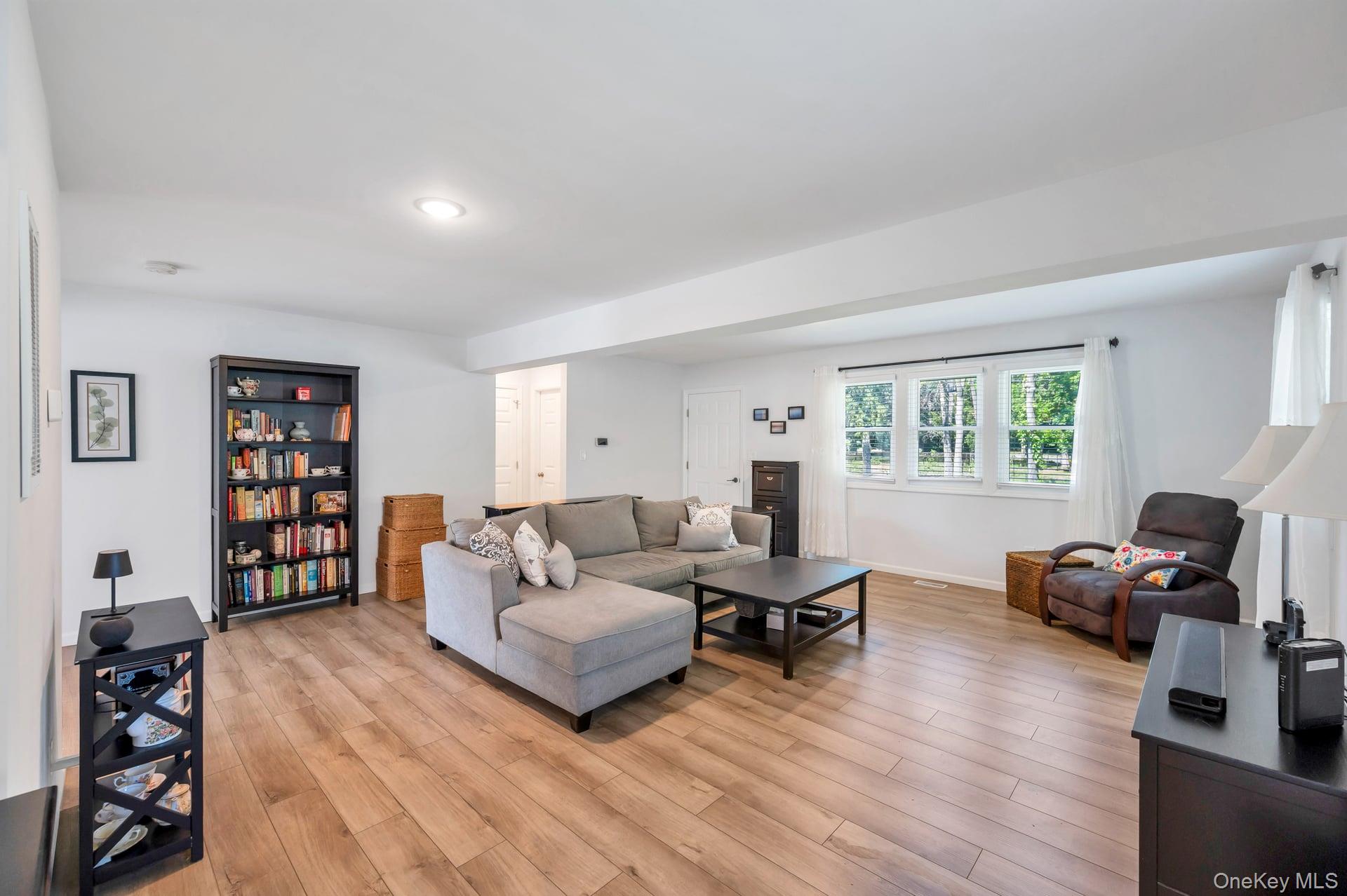 5 Hawkins Avenue Property Photo 9