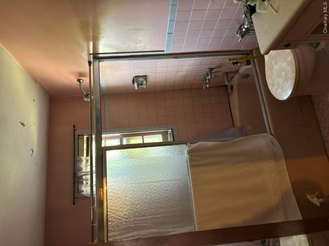 819 Midwood Street Property Photo 14