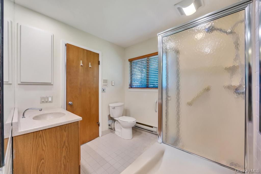 73 S Pond Lane Property Photo 15
