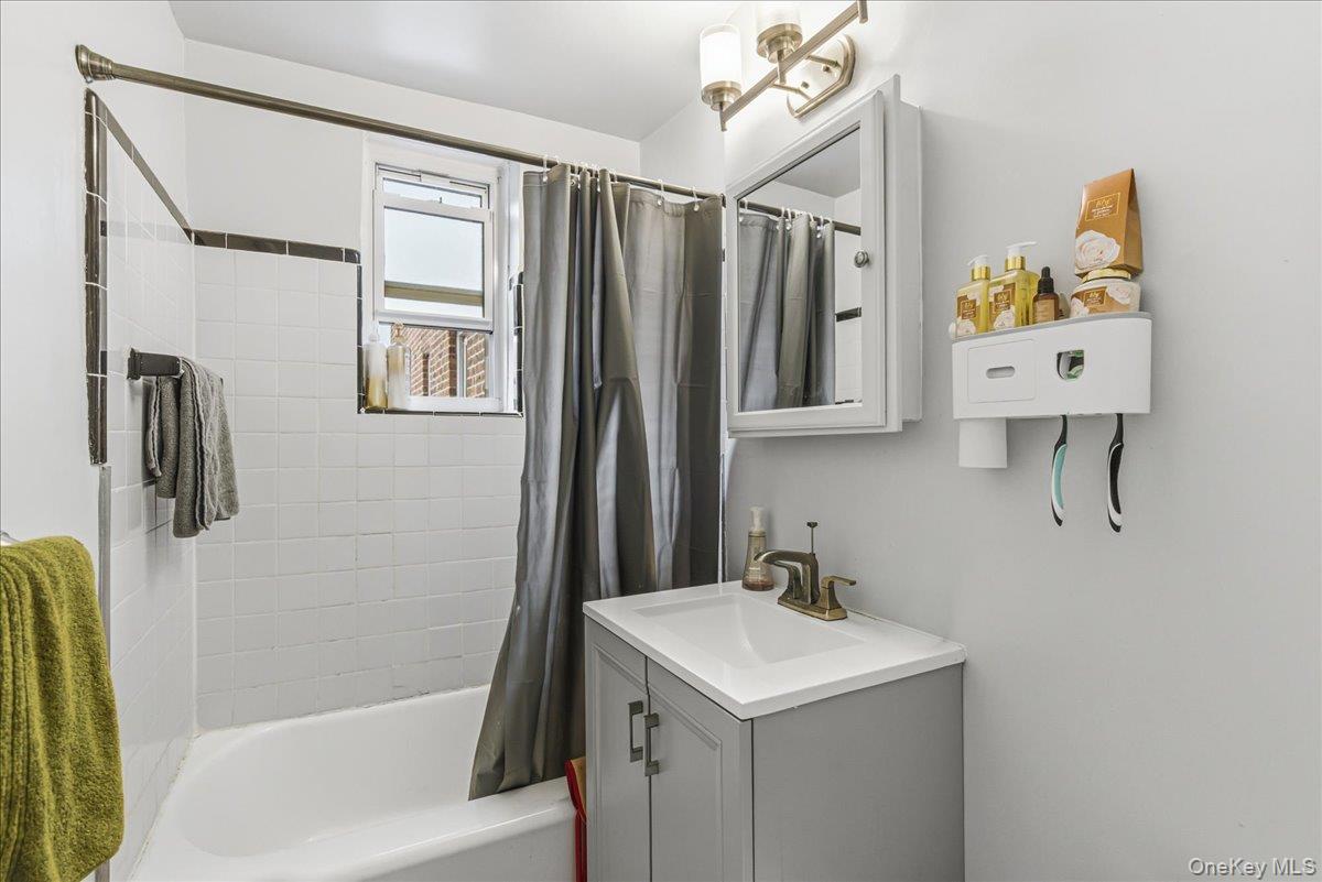 62-59 108th Street 4c Property Photo 6