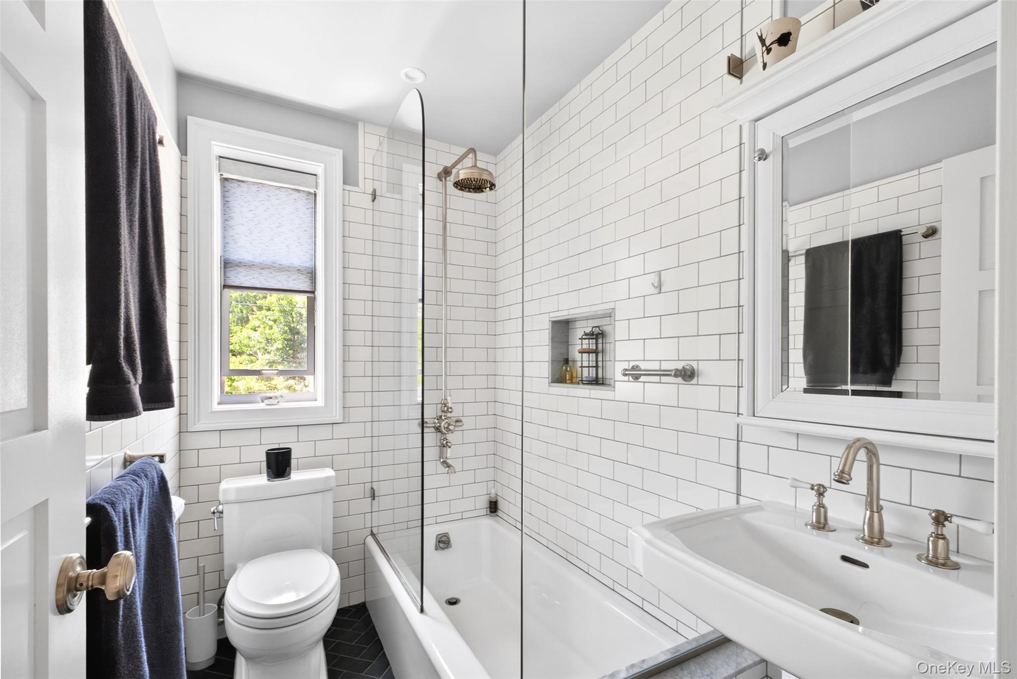 305 Sixth Avenue 2e Property Photo 10