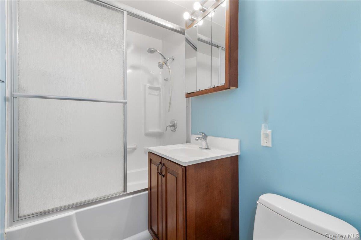 8 Loudon Drive 13 Property Photo 18