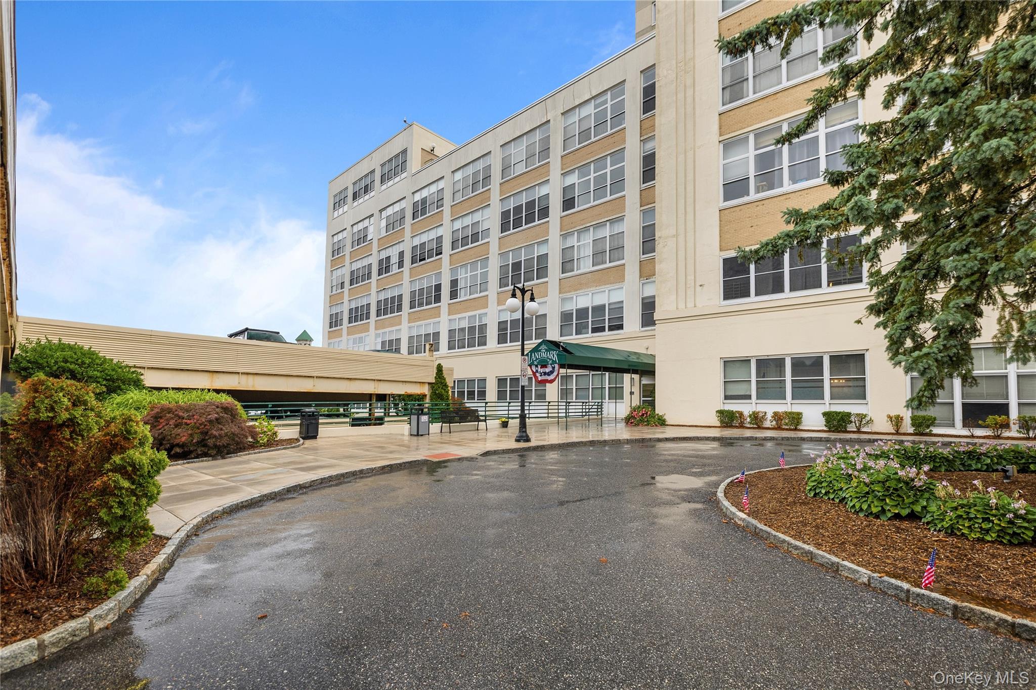 1 Landmark Square 217 Property Photo 16