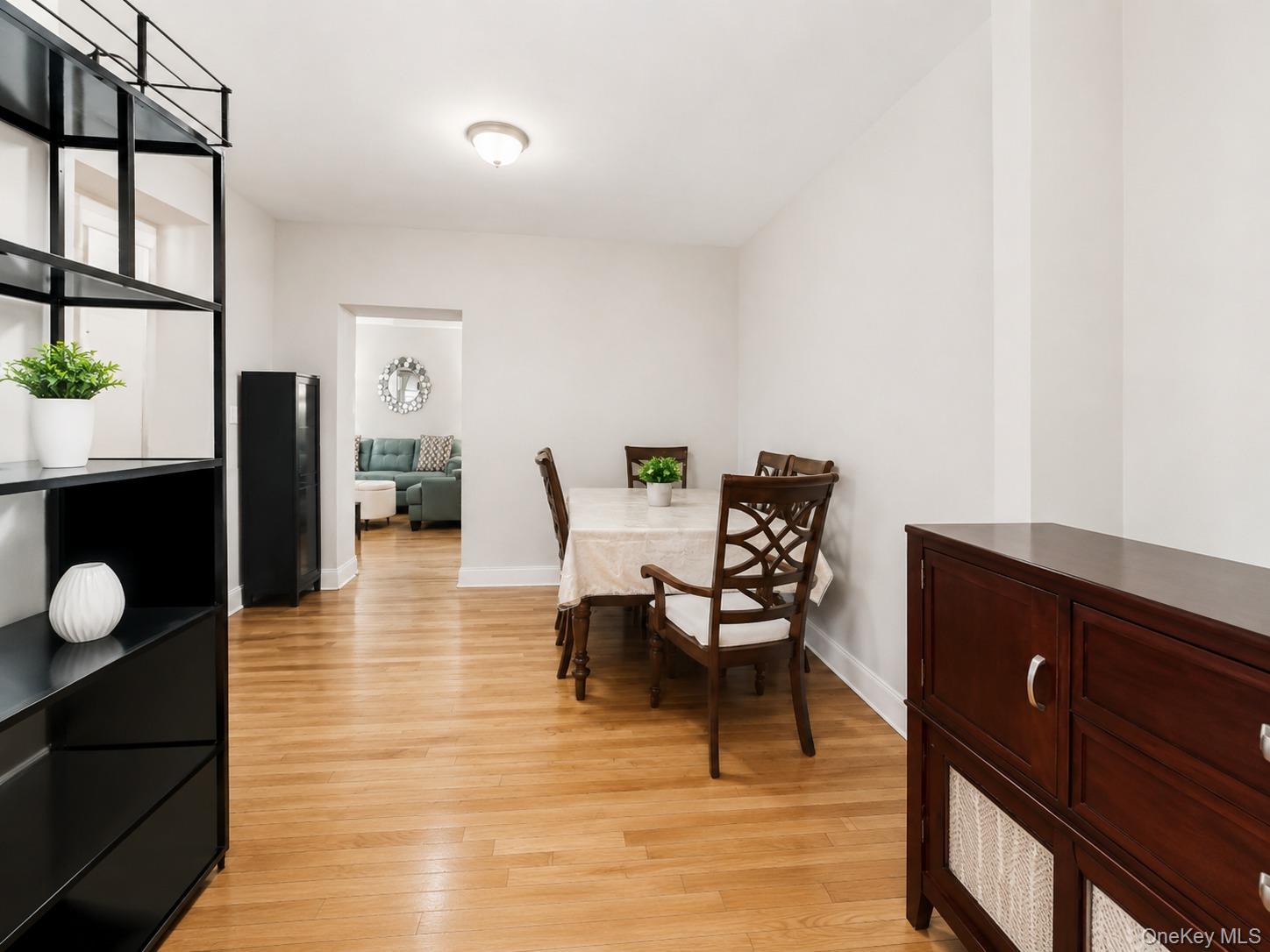 11 Bronx River Road 1m Property Photo 10