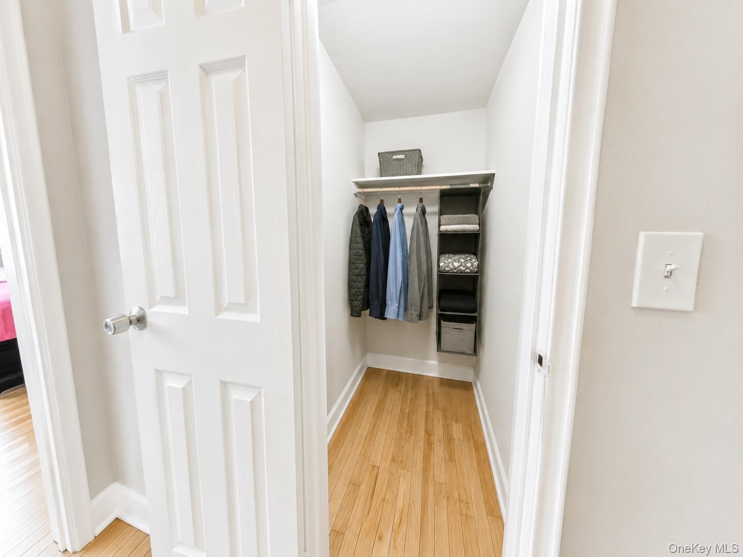 11 Bronx River Road 1m Property Photo 20