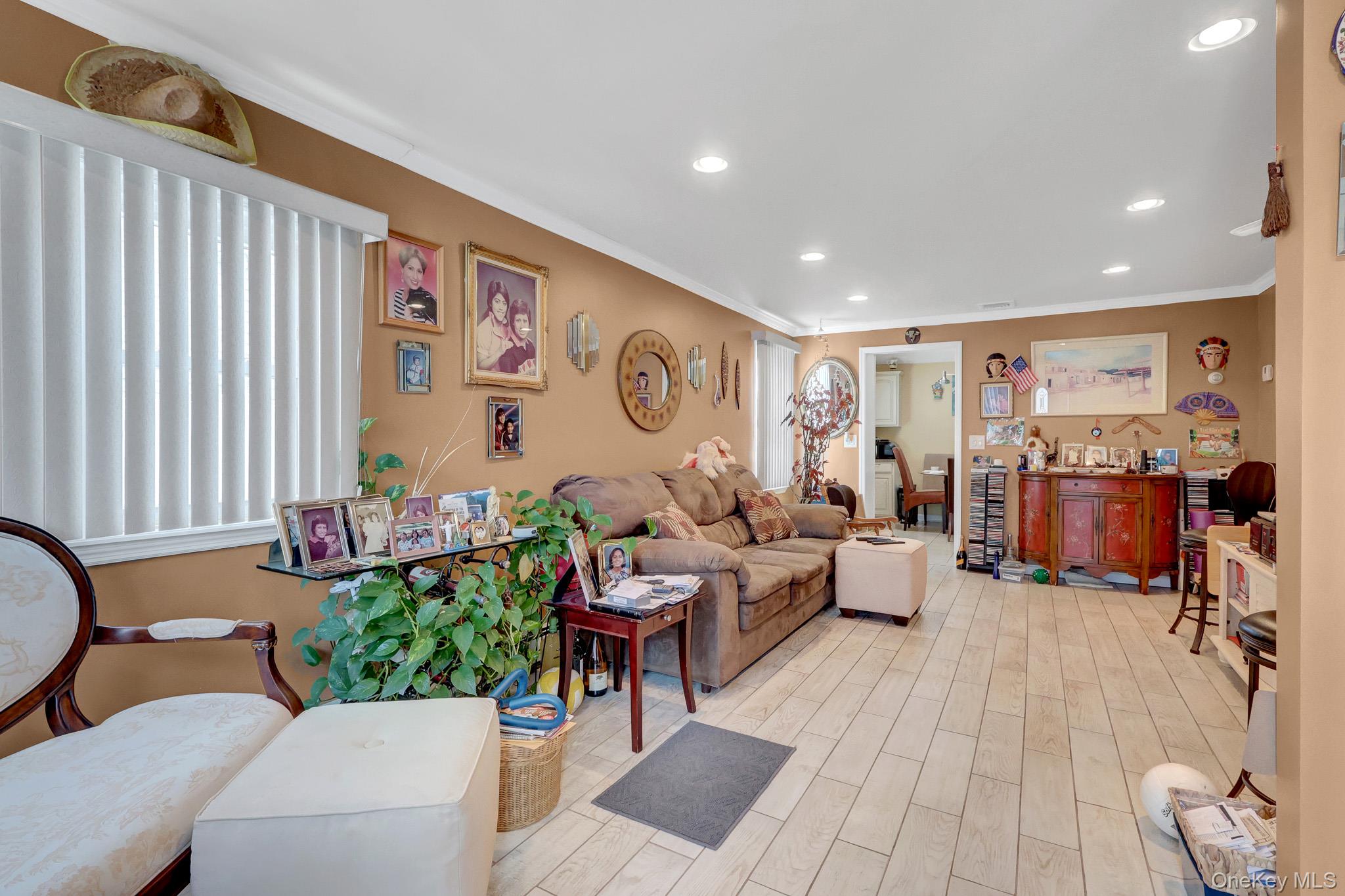 3104 Royal Avenue Property Photo 5