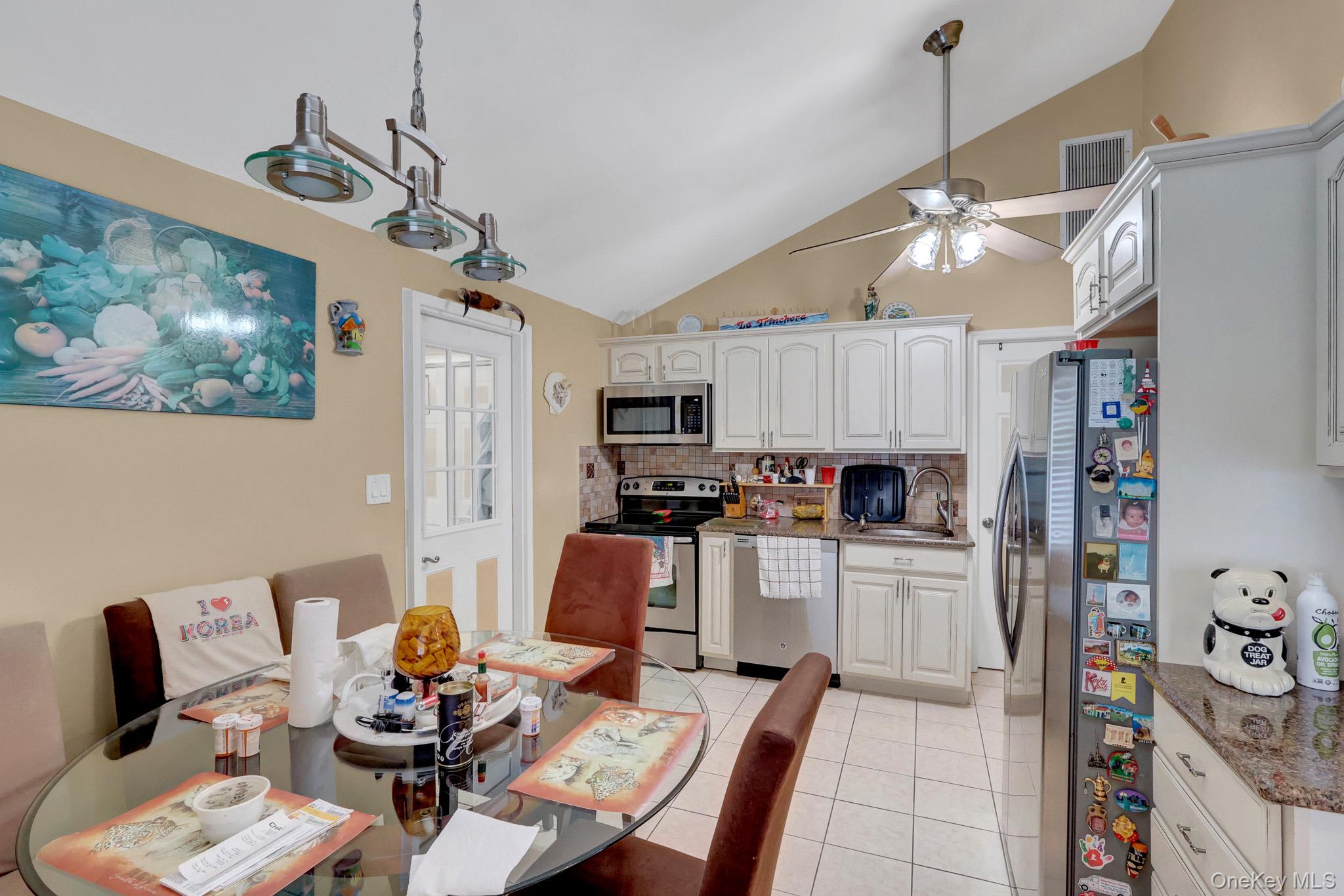 3104 Royal Avenue Property Photo 13