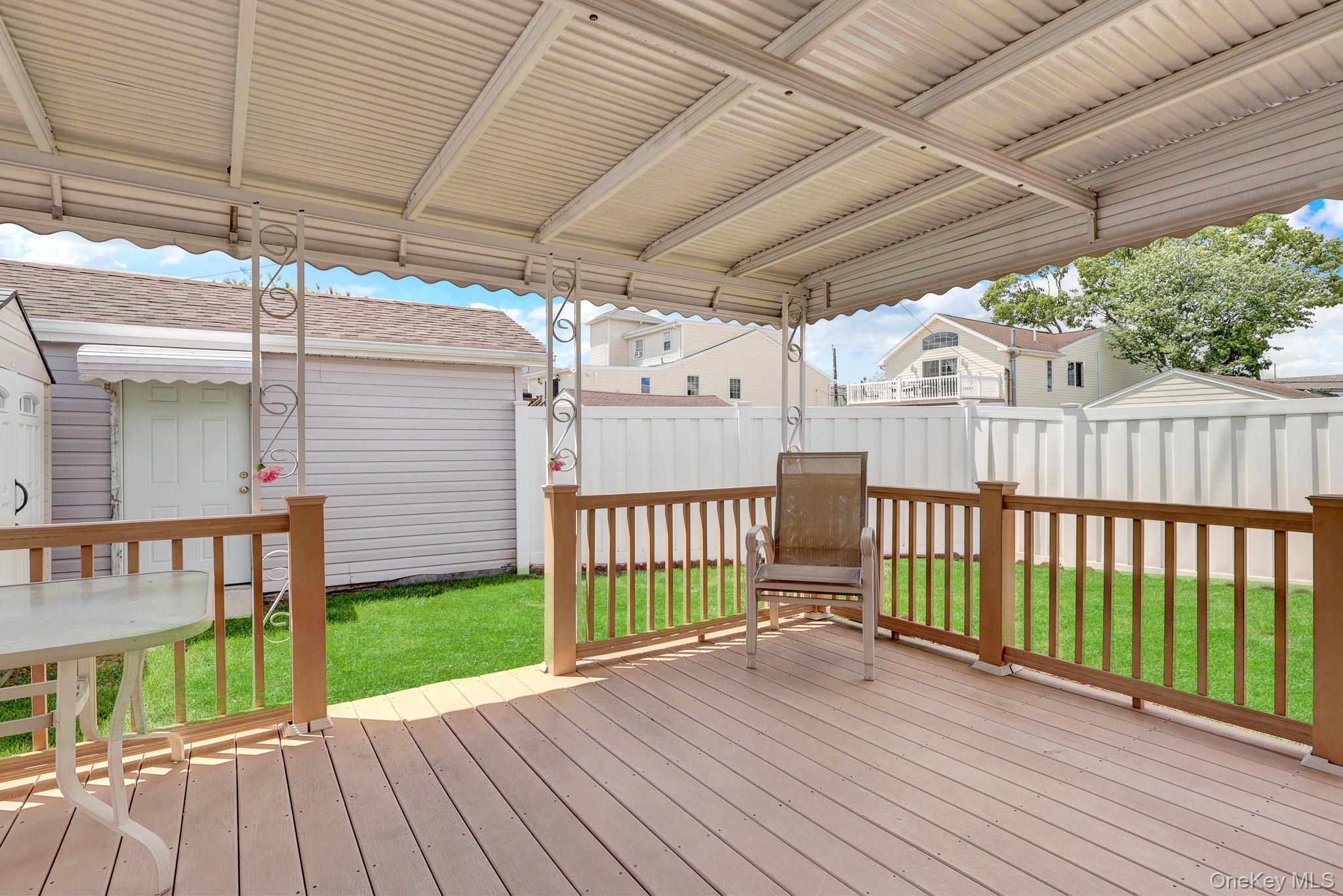 3104 Royal Avenue Property Photo 20