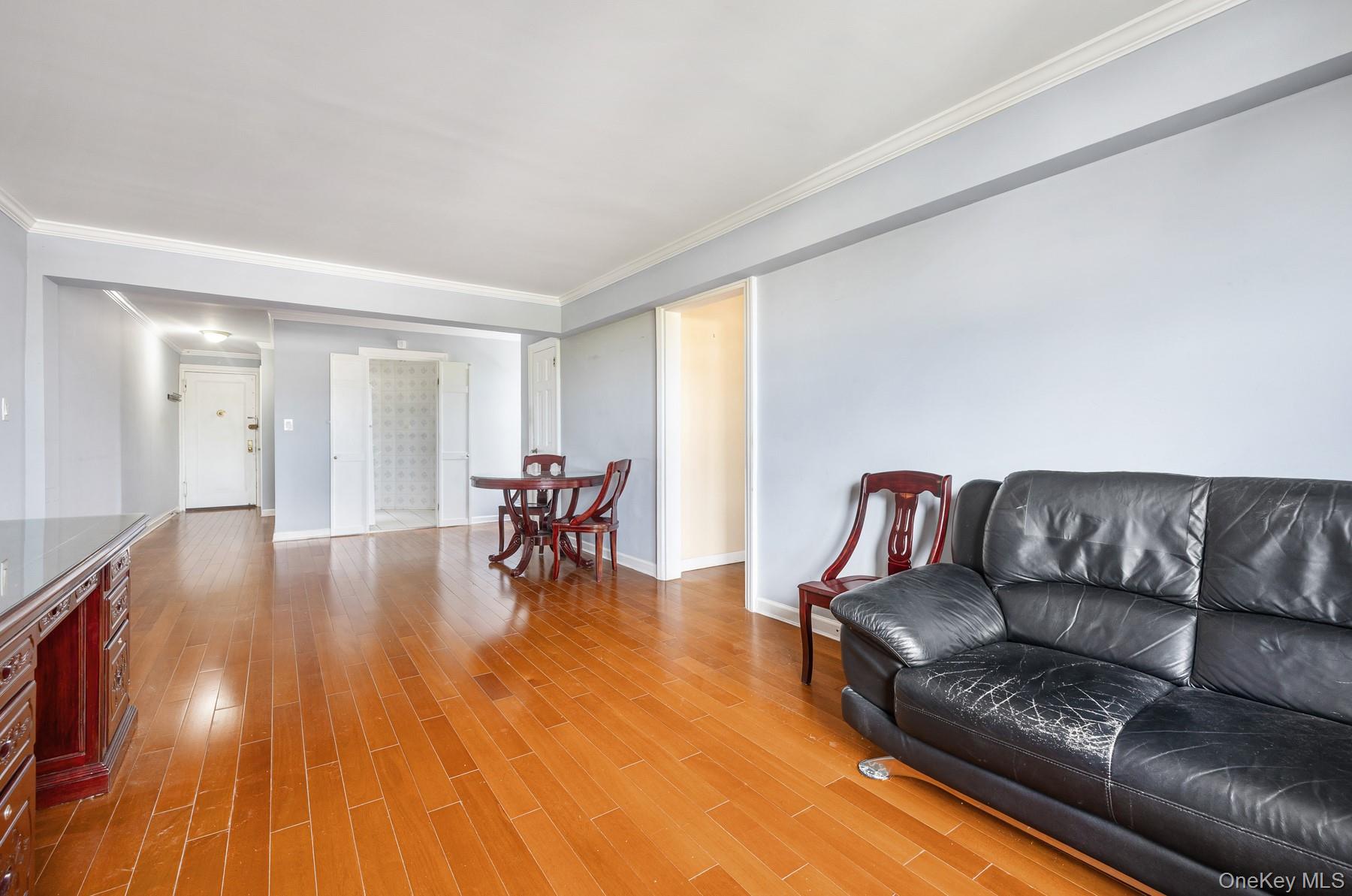 65-35 108 Street D5 Property Photo 9