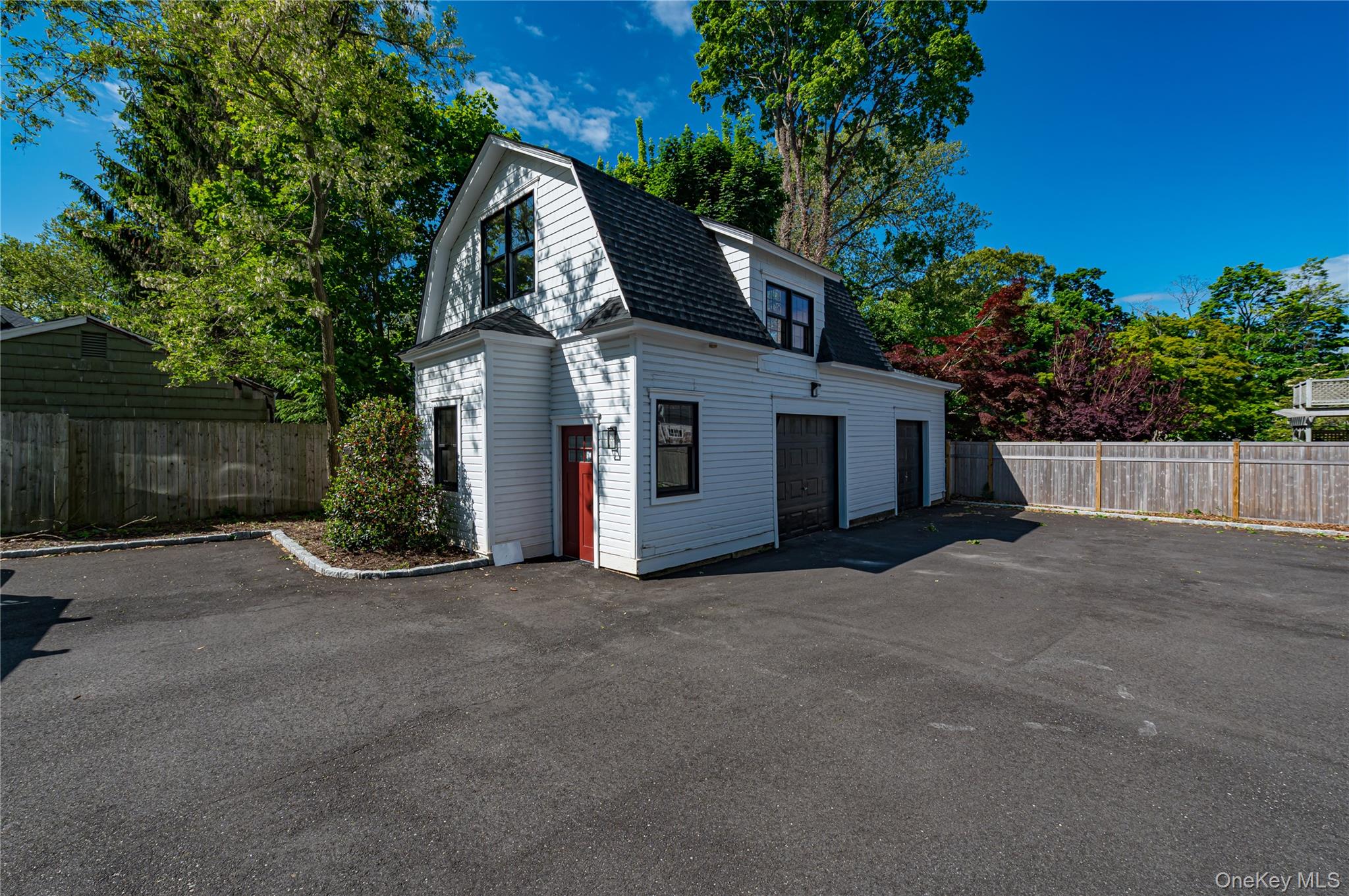34 Dewey Street Property Photo 38