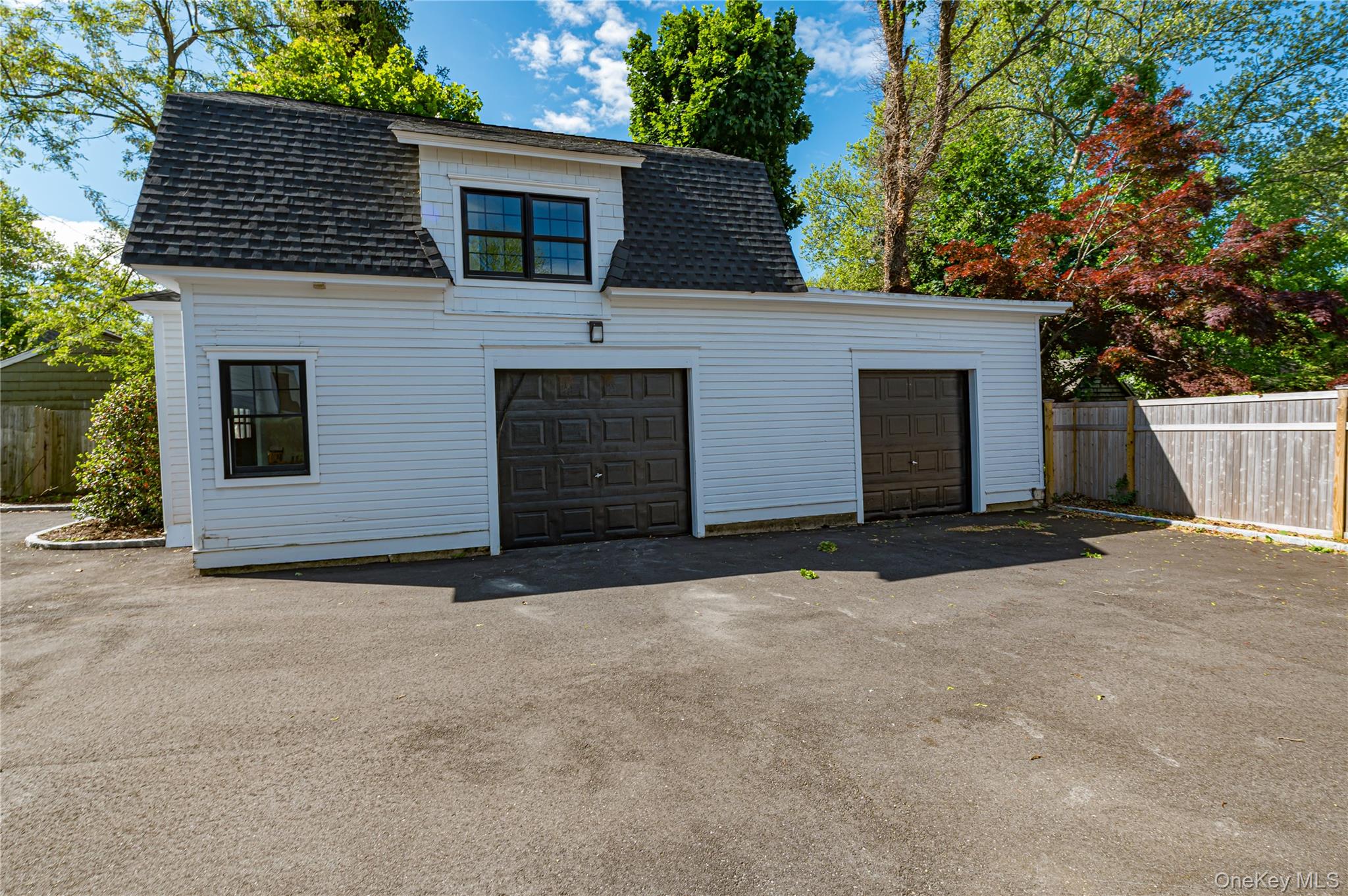 34 Dewey Street Property Photo 39