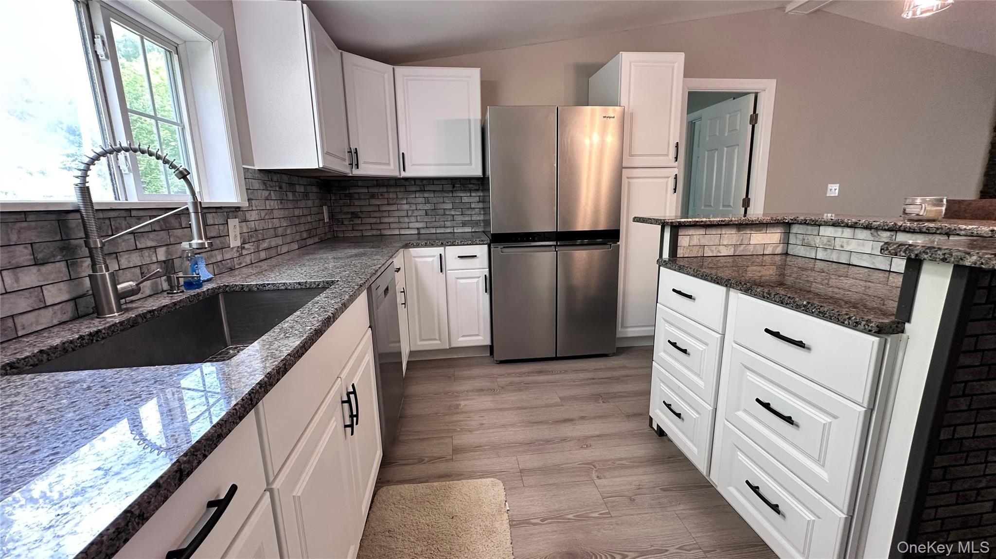 81 Lindholm Road Property Photo 6