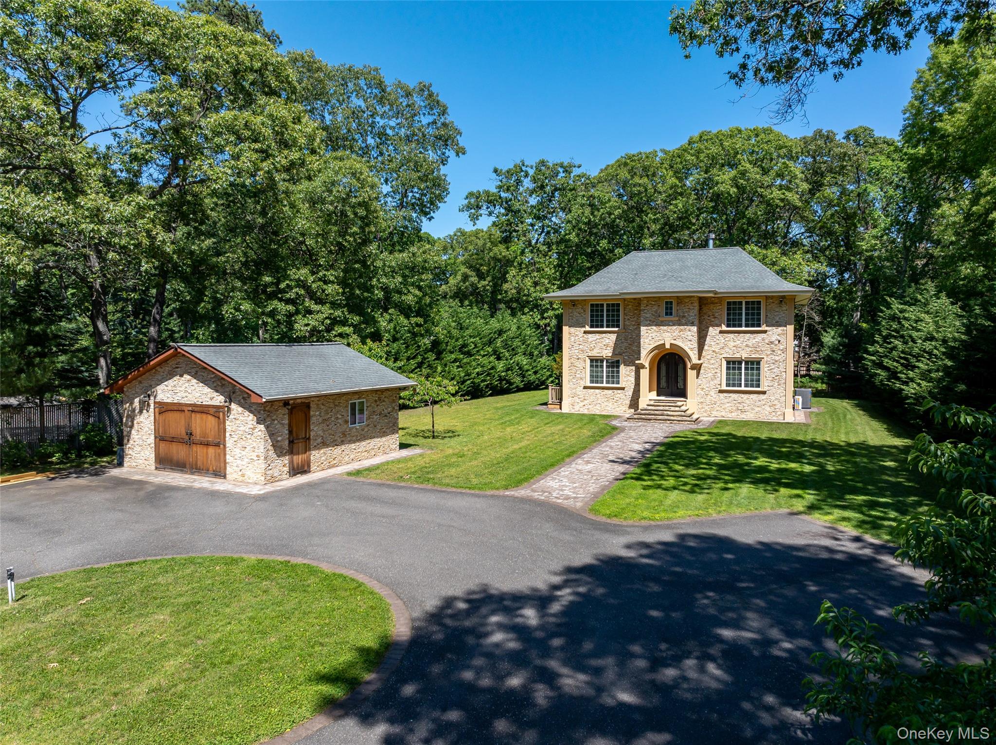 225 Old Willets Path Property Photo 1