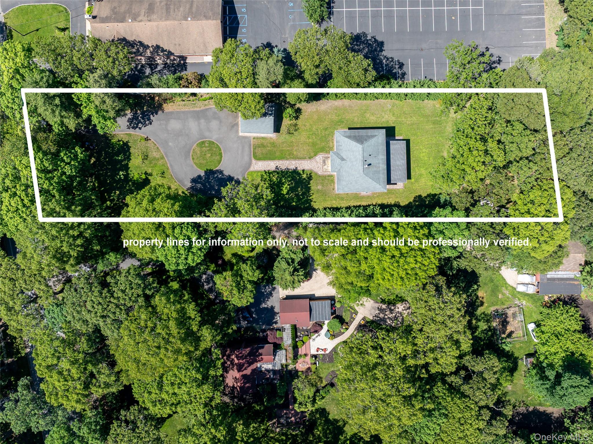 225 Old Willets Path Property Photo 33