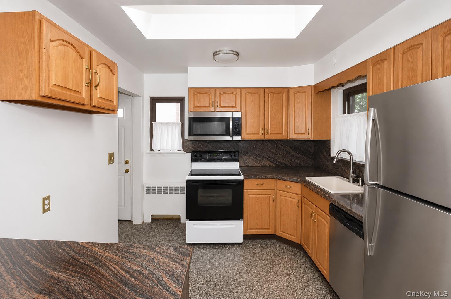792 Bauer Street Property Photo 13