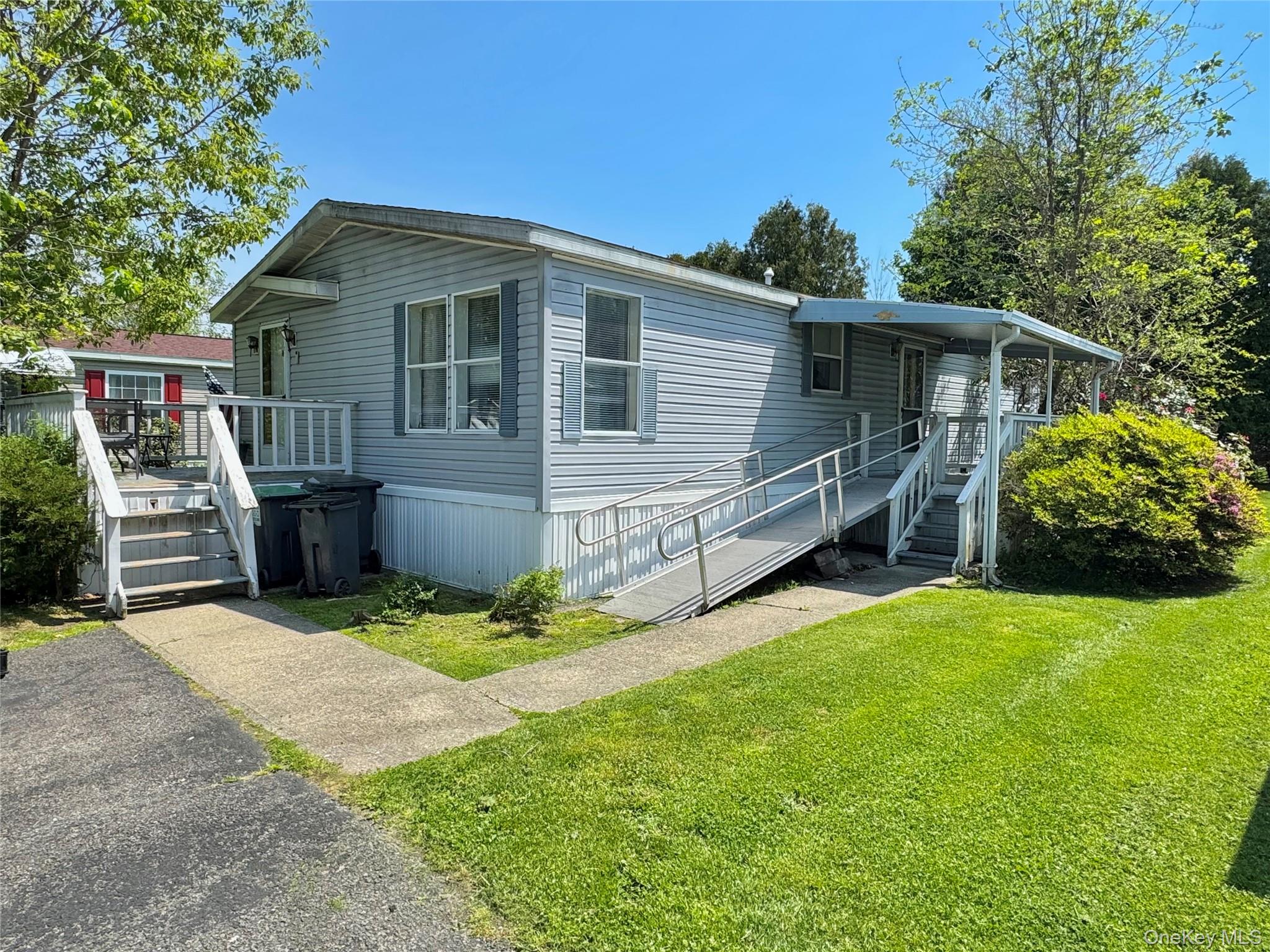 55 Country Estates Property Photo 1