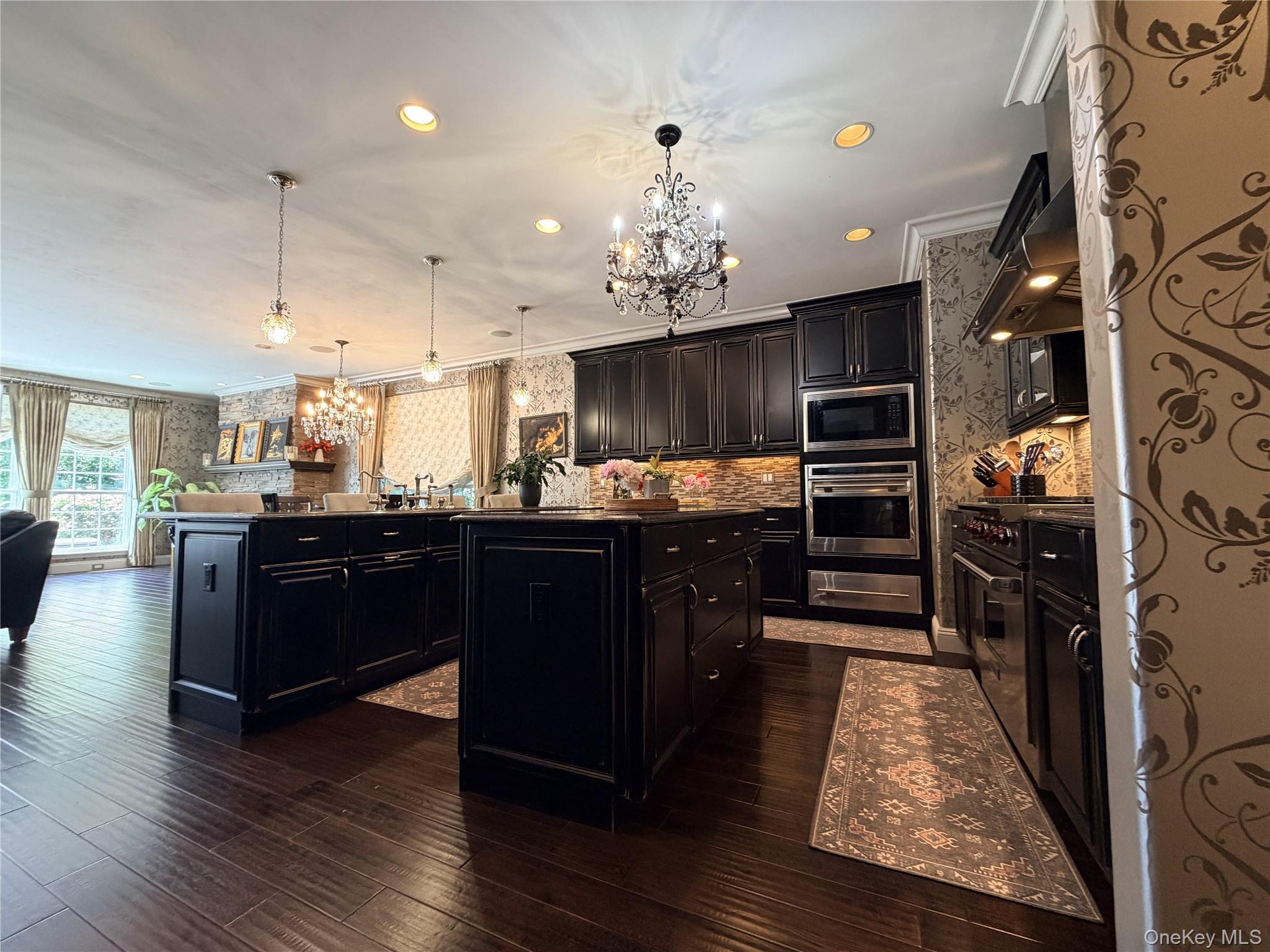 38 Hamlet Woods Drive Property Photo 17