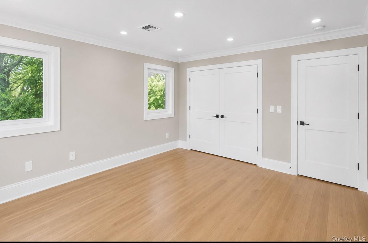 118 W Cherry Street Property Photo 37
