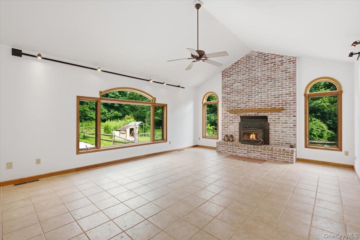 182 Red Rock Road Property Photo 2