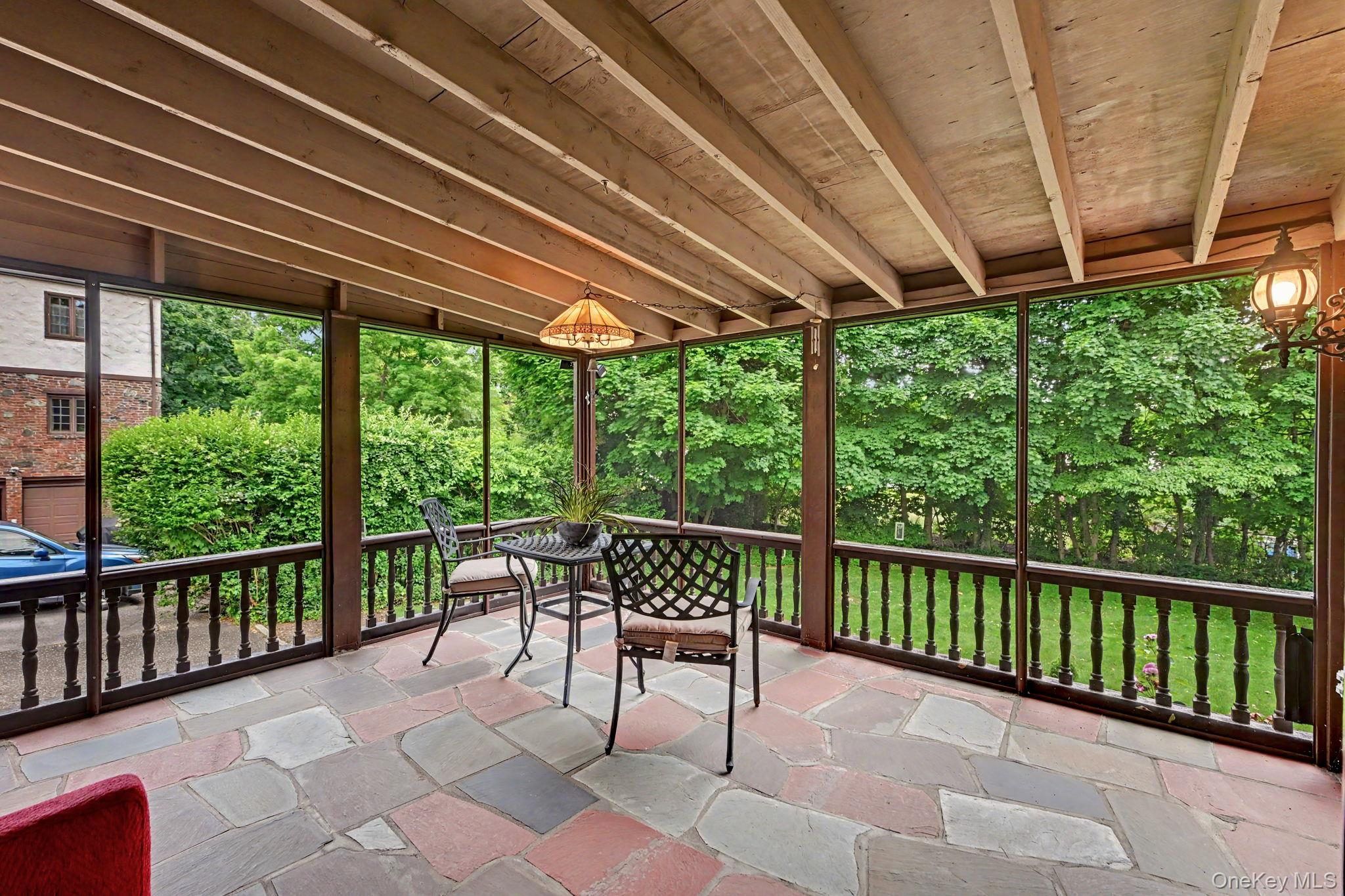 18 Fenimore Drive Property Photo 10