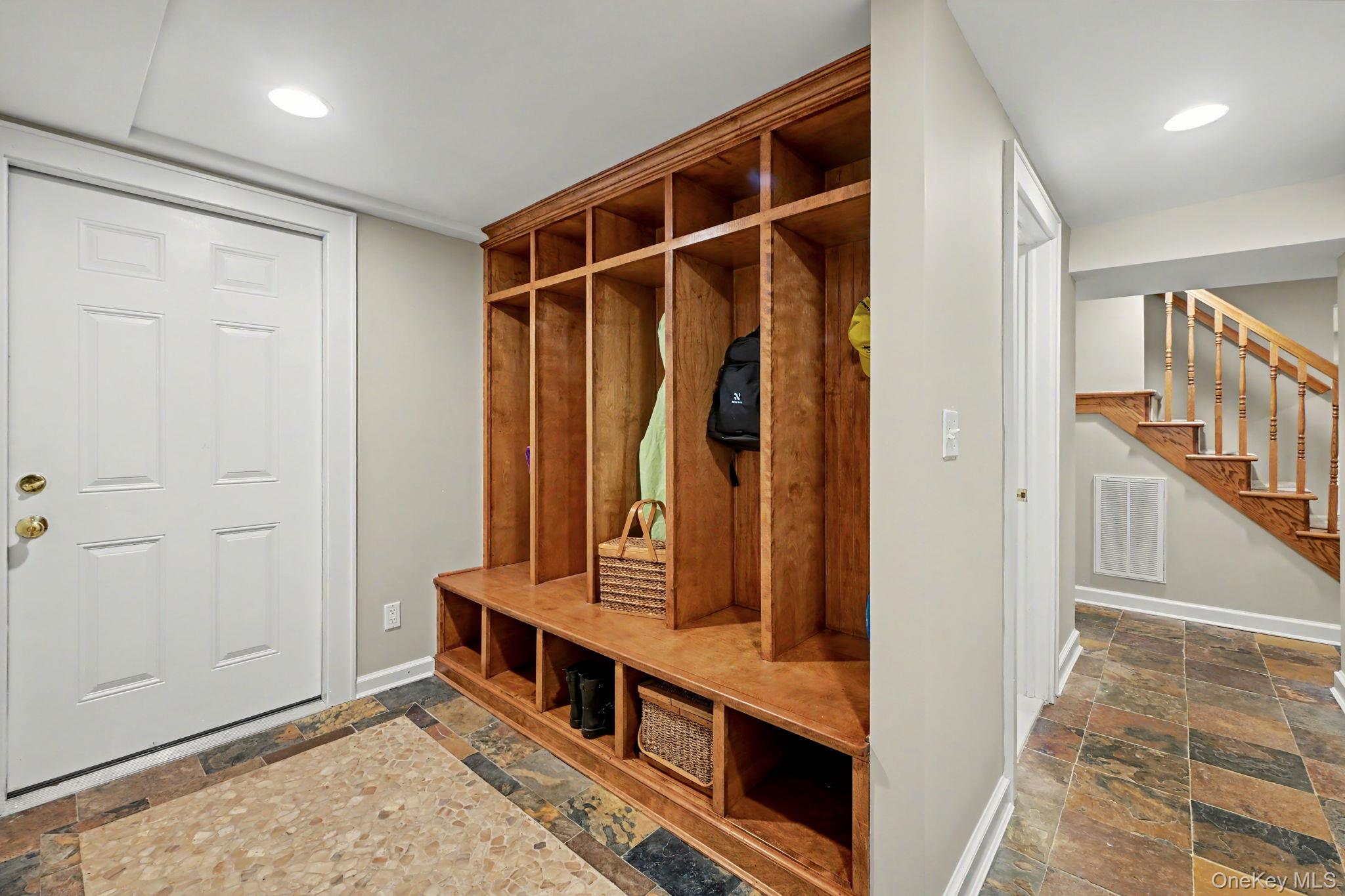 18 Fenimore Drive Property Photo 35