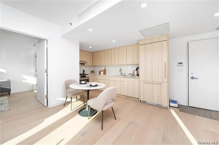 3361 Prince Street 6d Property Photo 1
