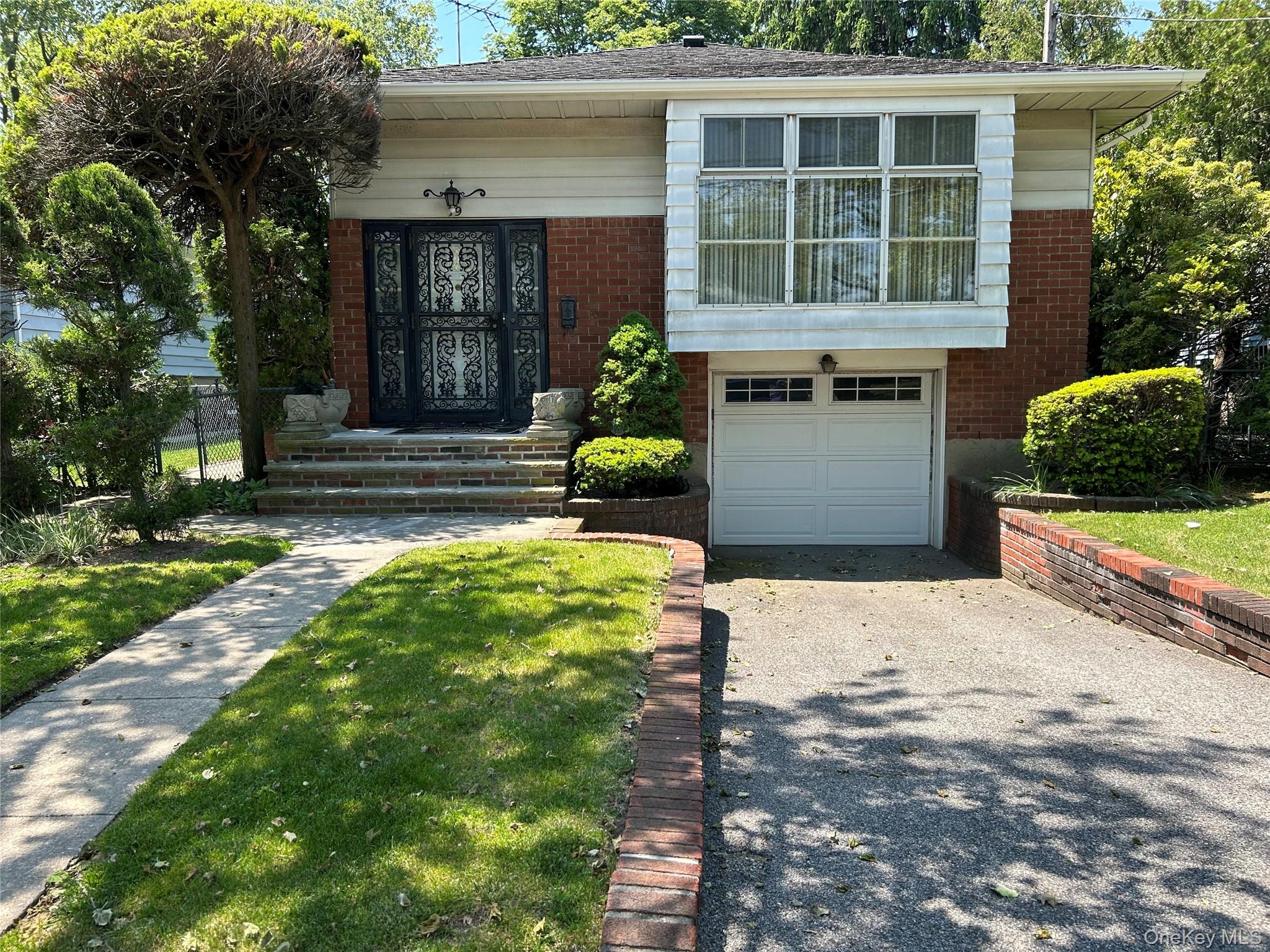79 Marcus Avenue Property Photo 1