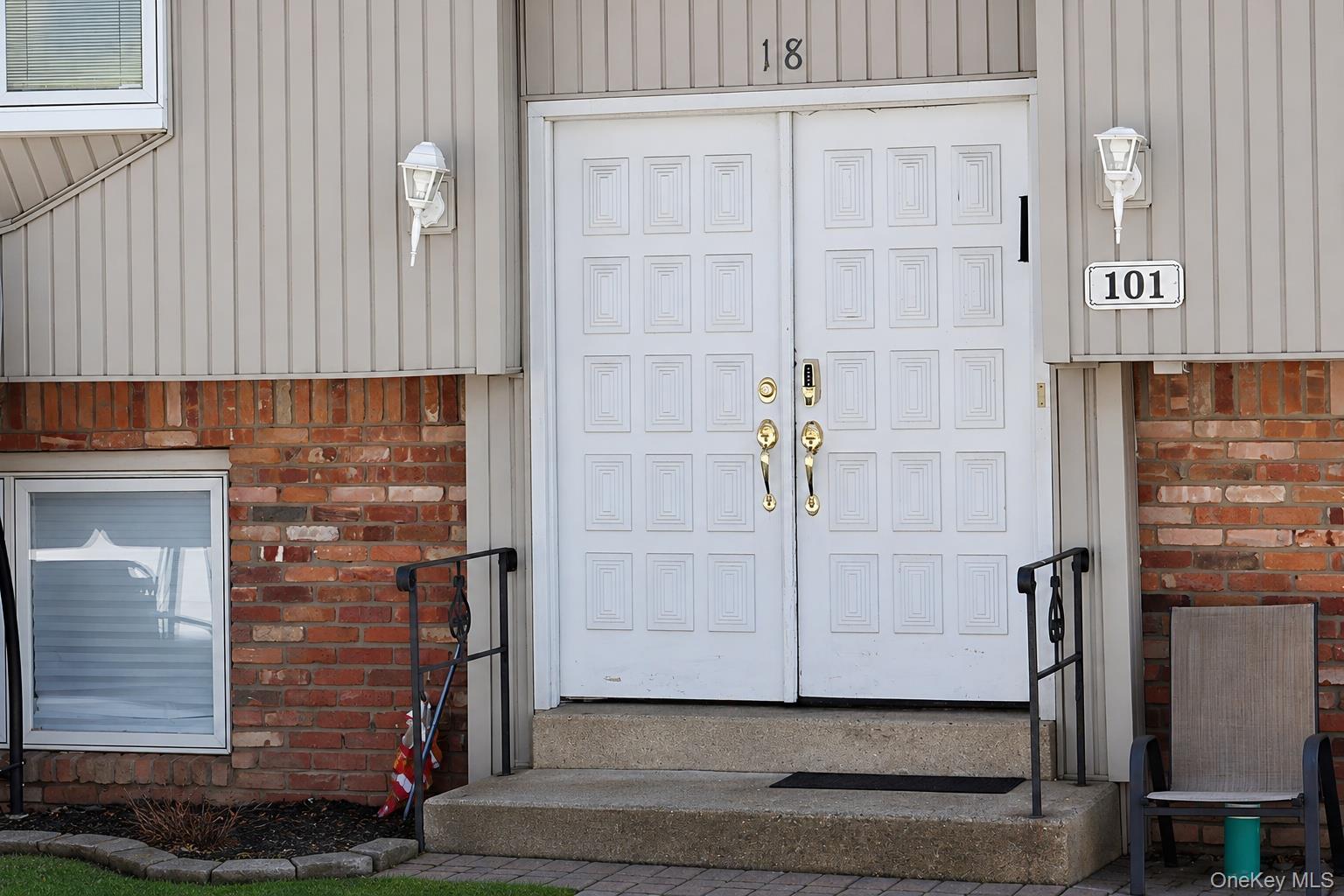 18 Wilsher Drive Property Photo 2