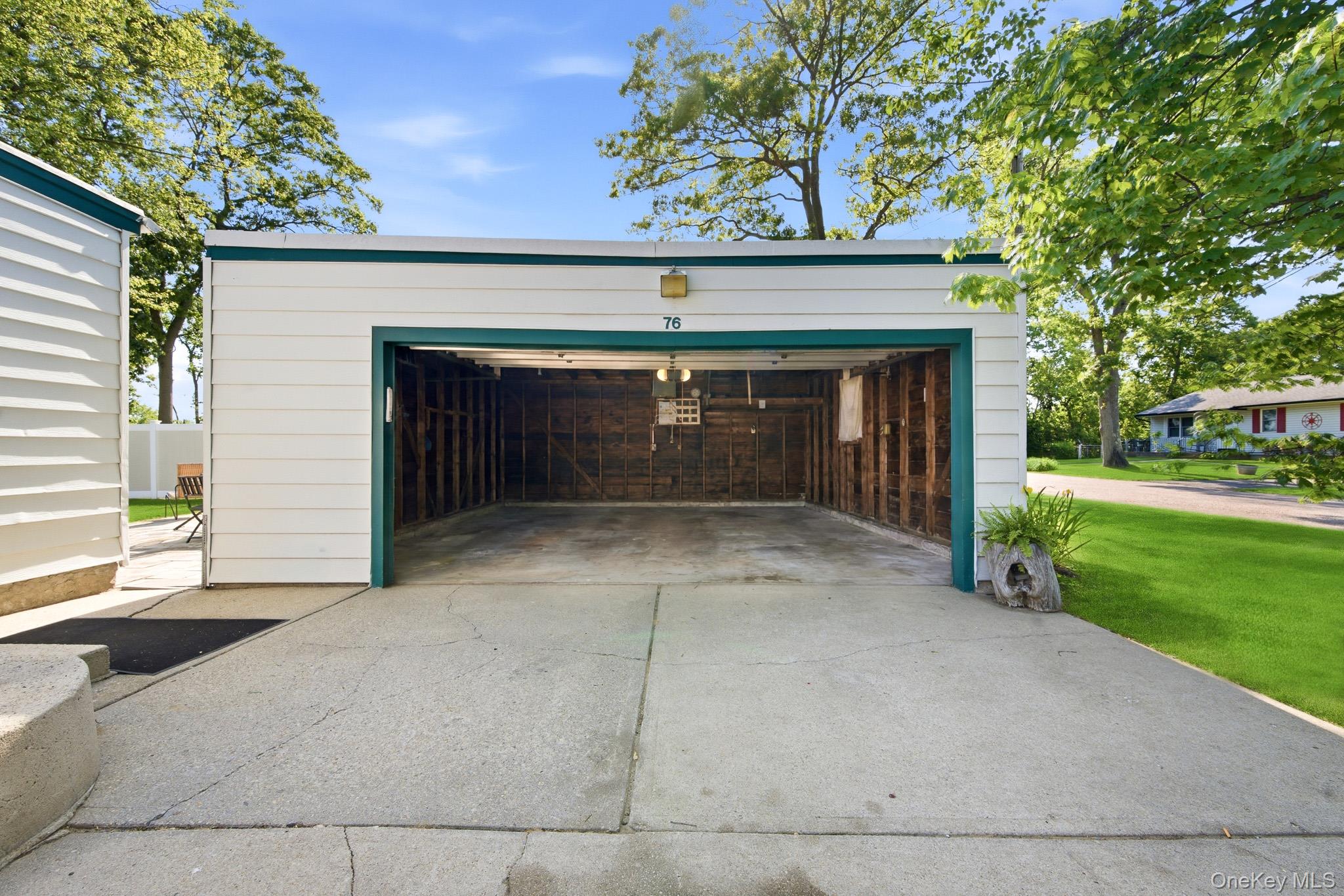 76 Hanrahan Avenue Property Photo 34