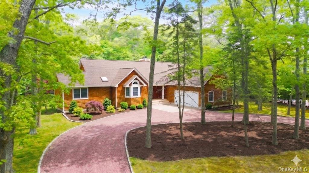 33 Windwood Court Property Photo 2