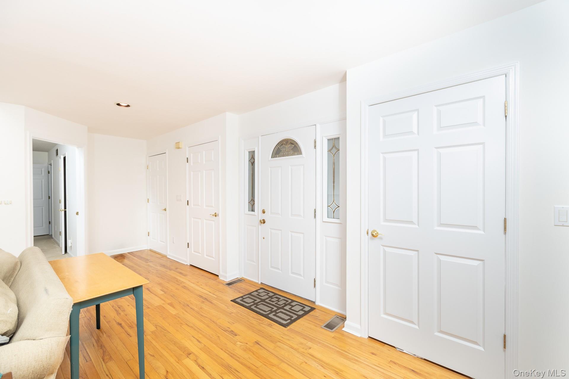 33 Windwood Court Property Photo 6