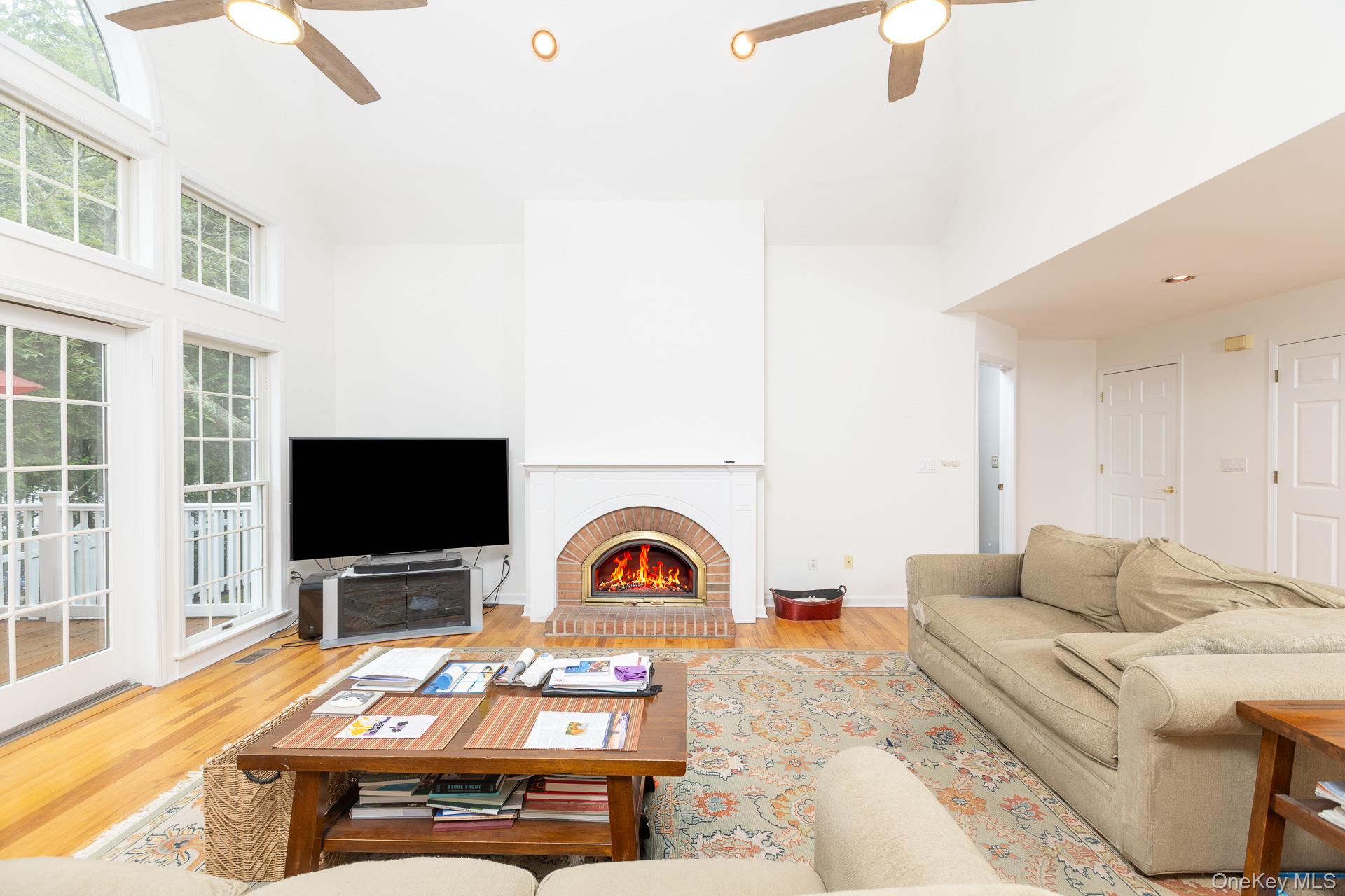 33 Windwood Court Property Photo 7
