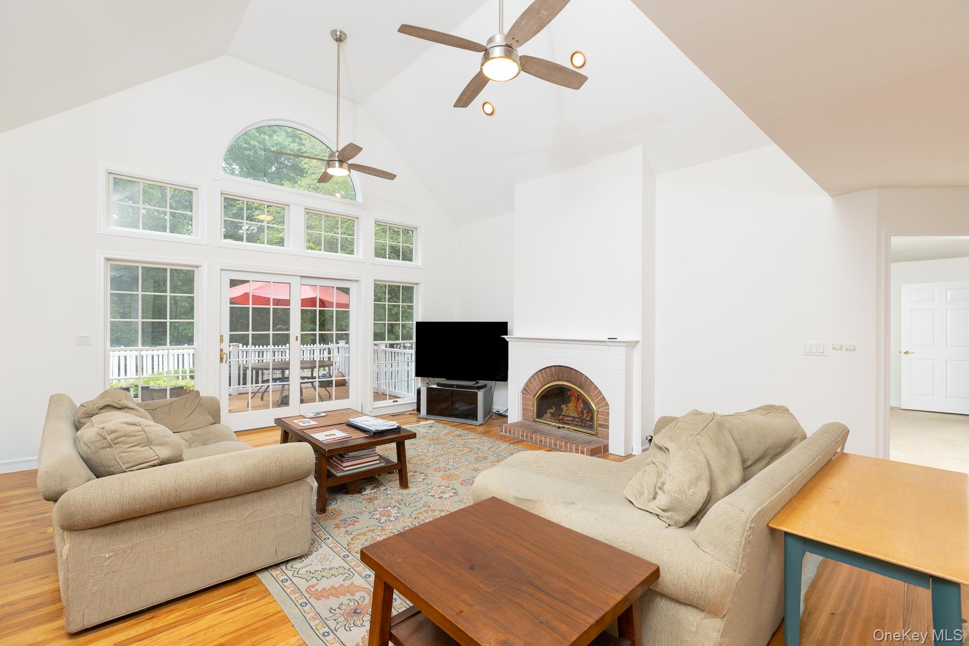 33 Windwood Court Property Photo 8