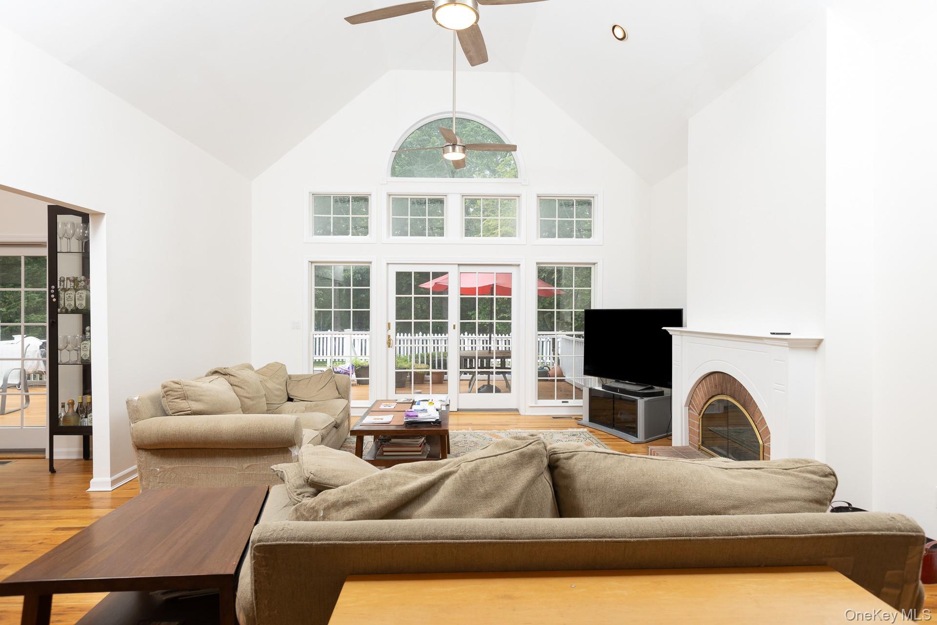 33 Windwood Court Property Photo 9