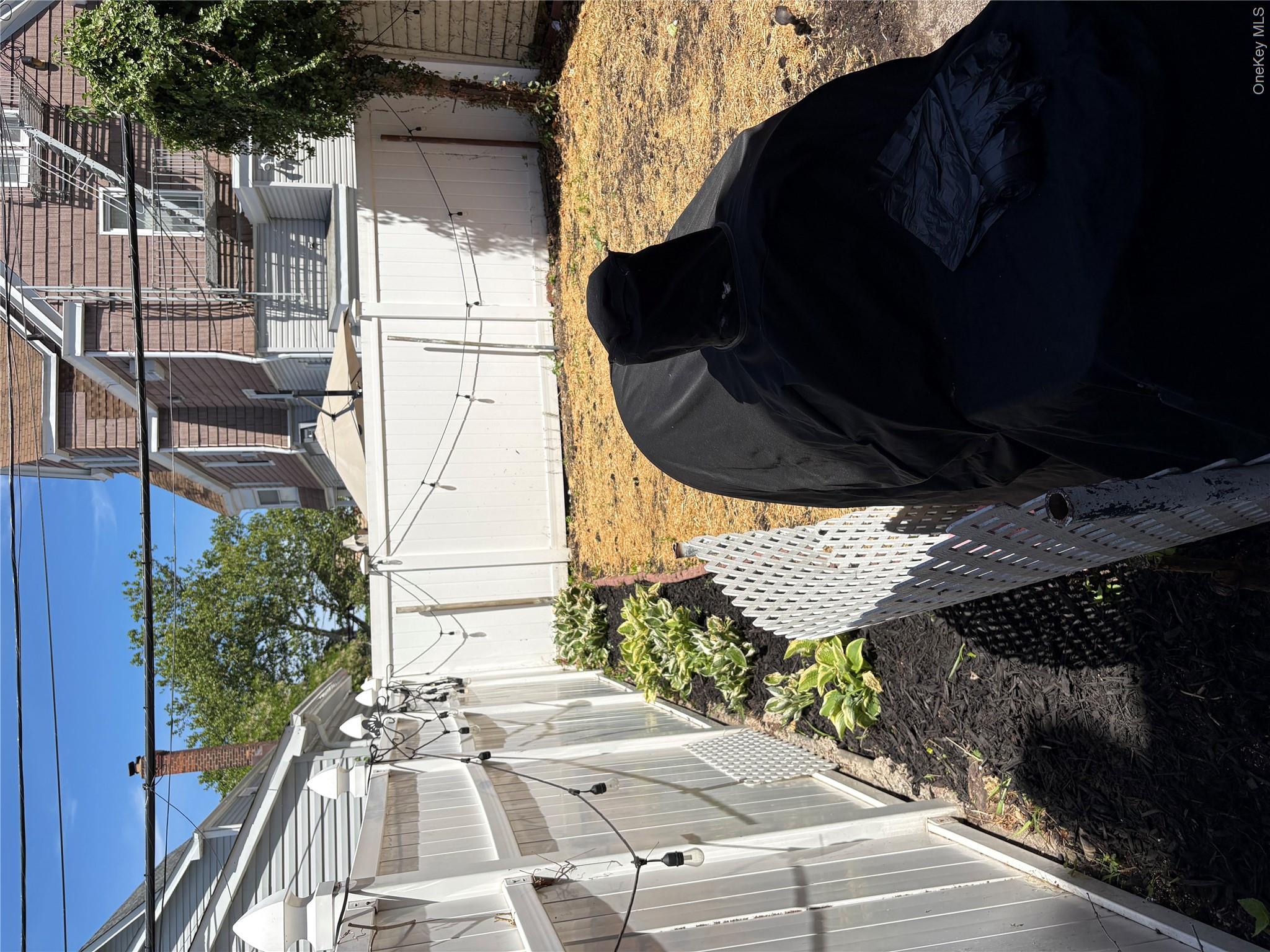 1712 Jarvis Avenue Property Photo 23