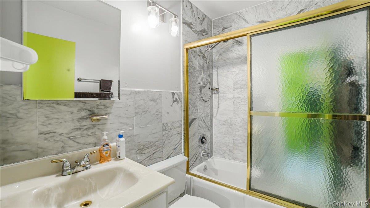 421 N Broadway 28 Property Photo 2