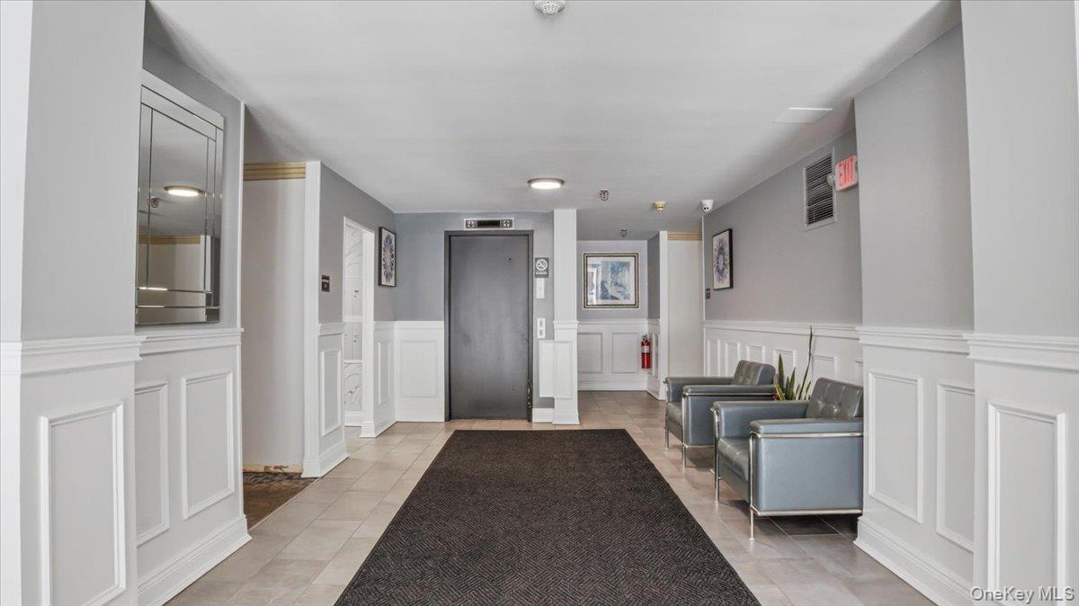 421 N Broadway 28 Property Photo 17