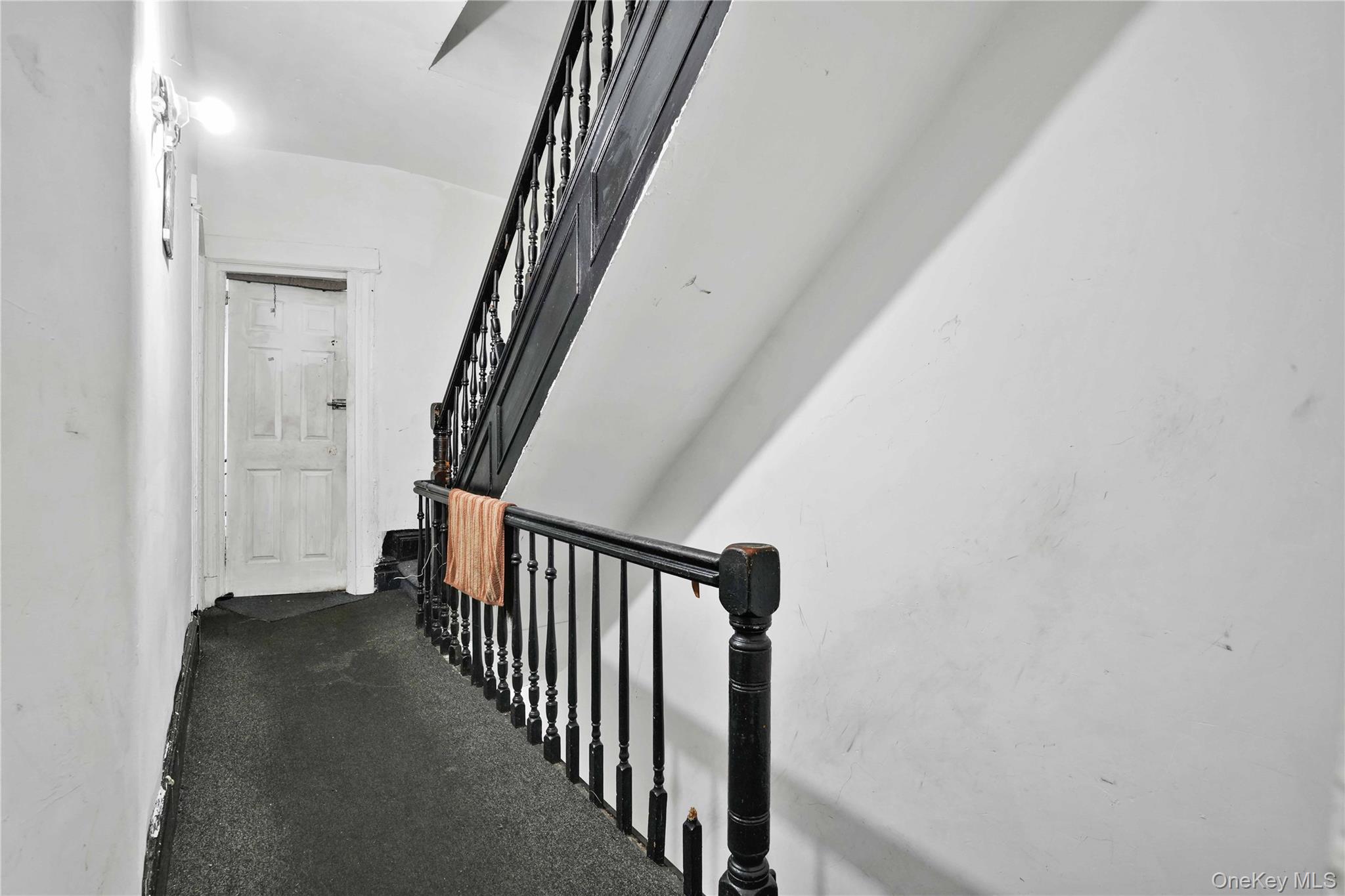 106-17 Jamaica Avenue Property Photo 9
