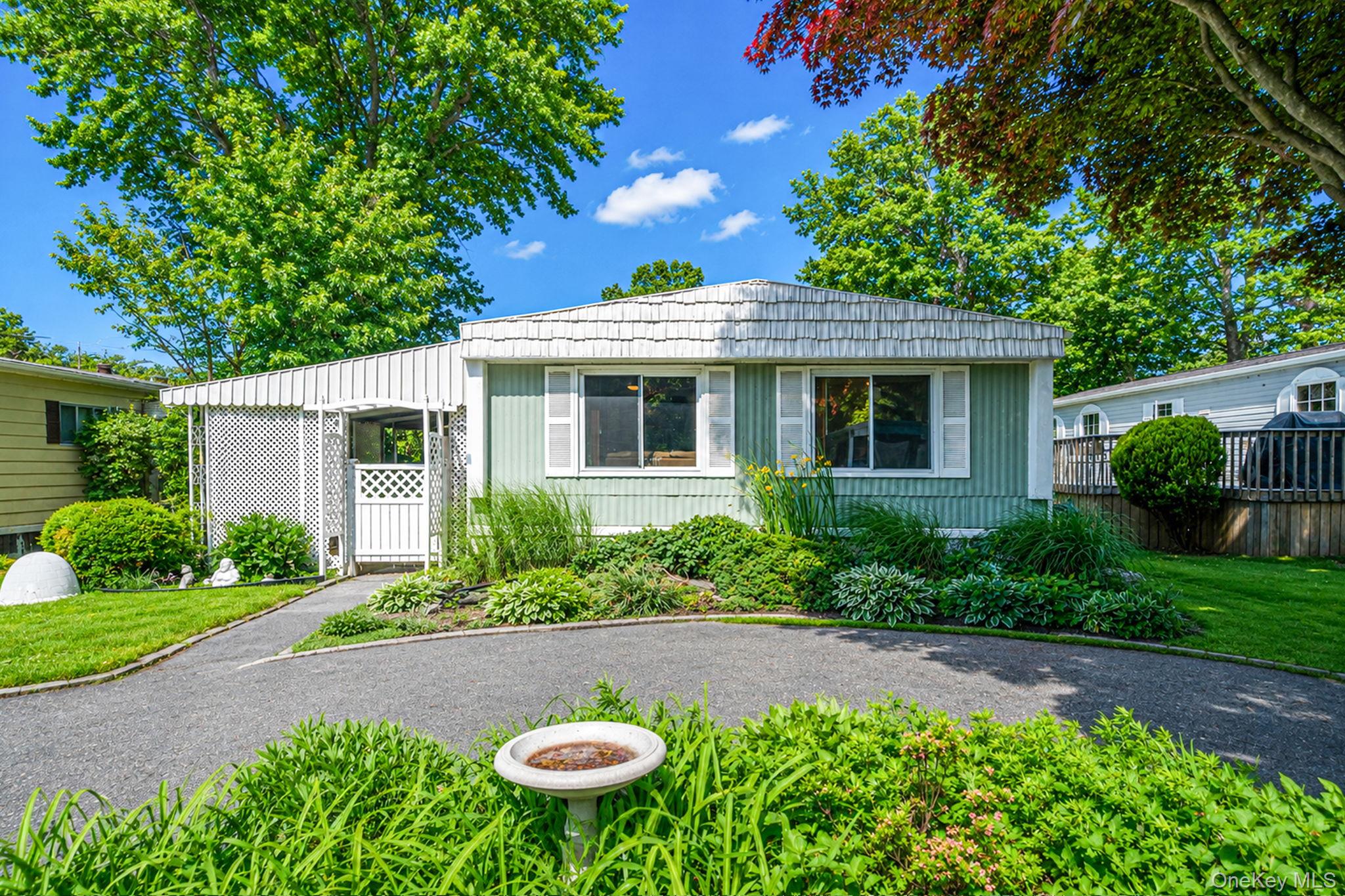 14 Buttercup Drive Property Photo 1
