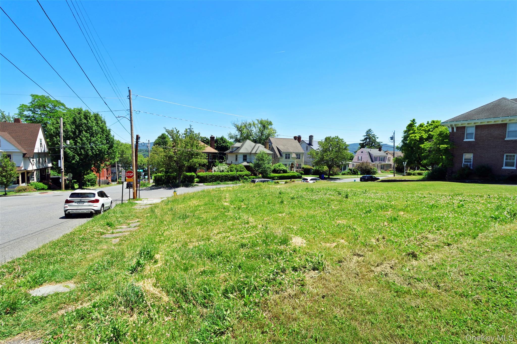 397 Grand Street Property Photo 2