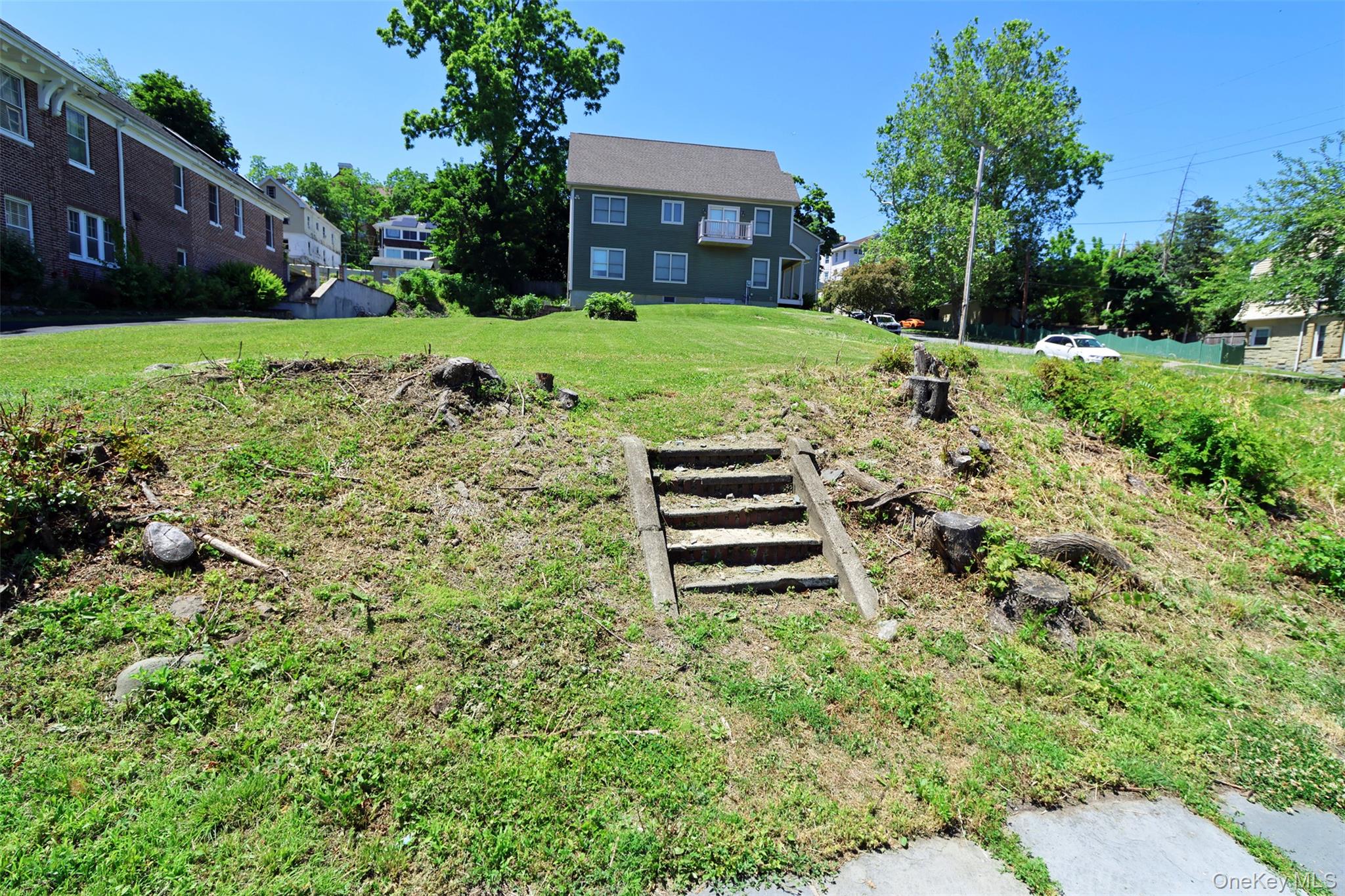 397 Grand Street Property Photo 4