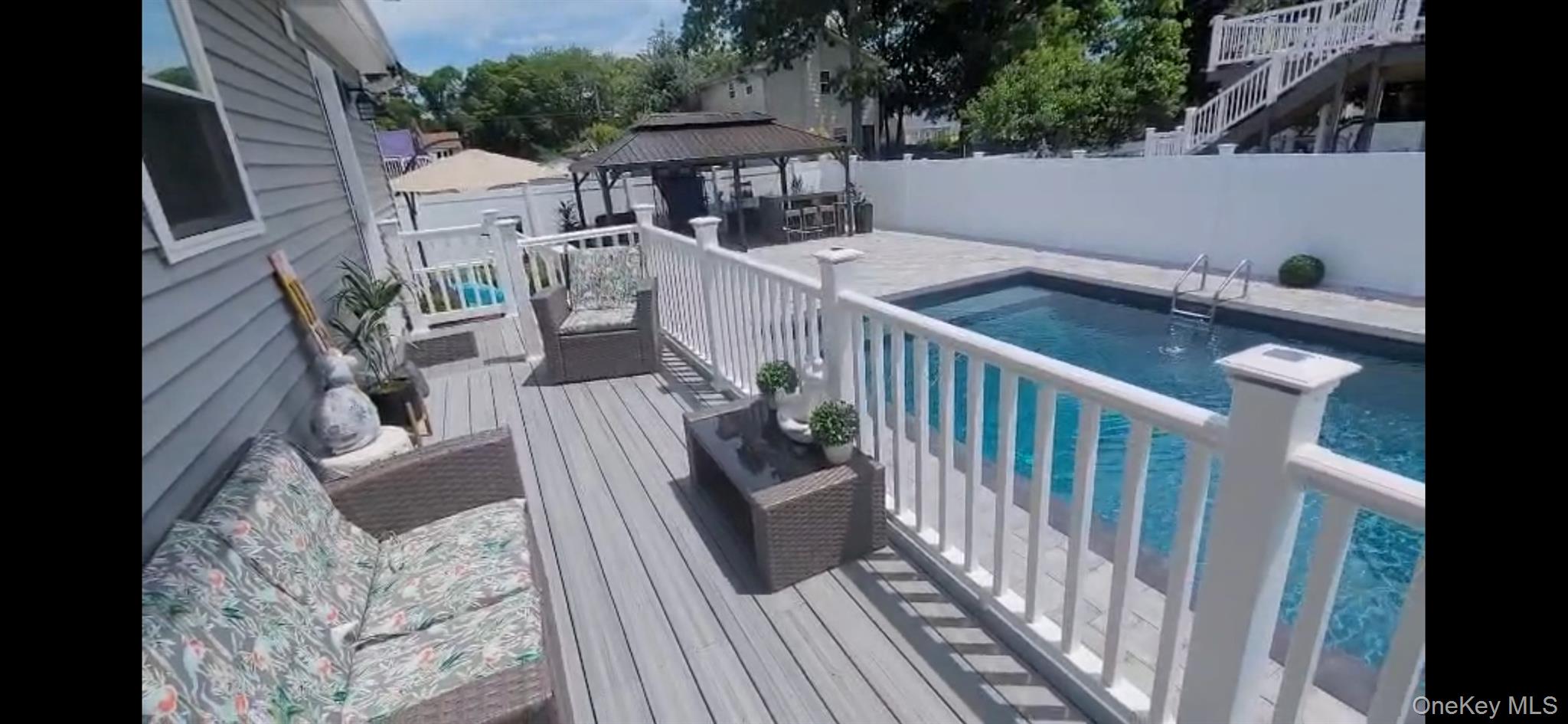 62 Jamaica Avenue Property Photo 7