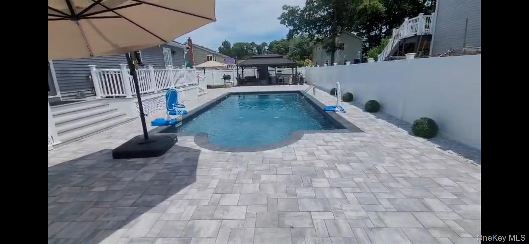 62 Jamaica Avenue Property Photo 12
