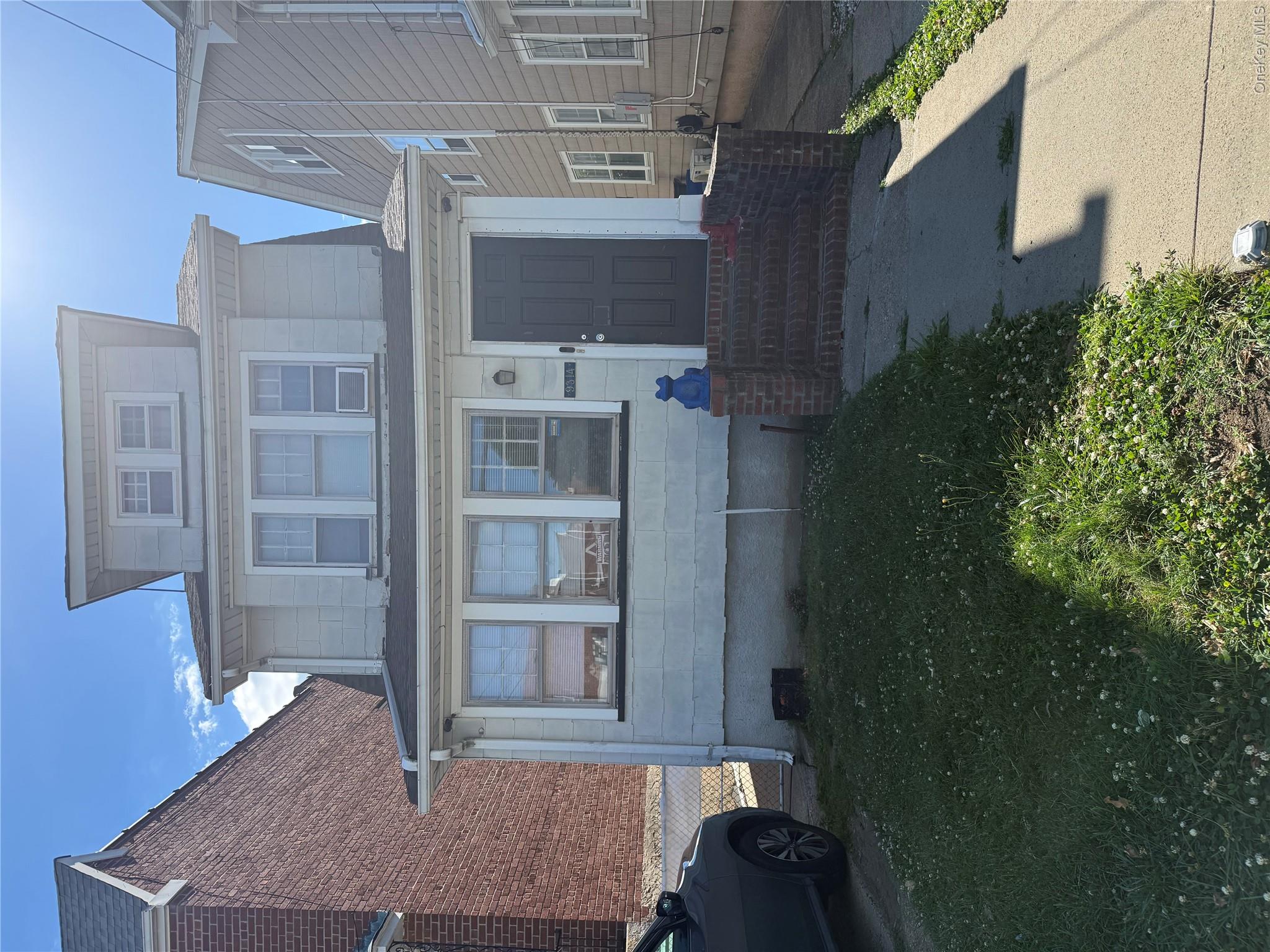 9314 242nd Street Property Photo 1