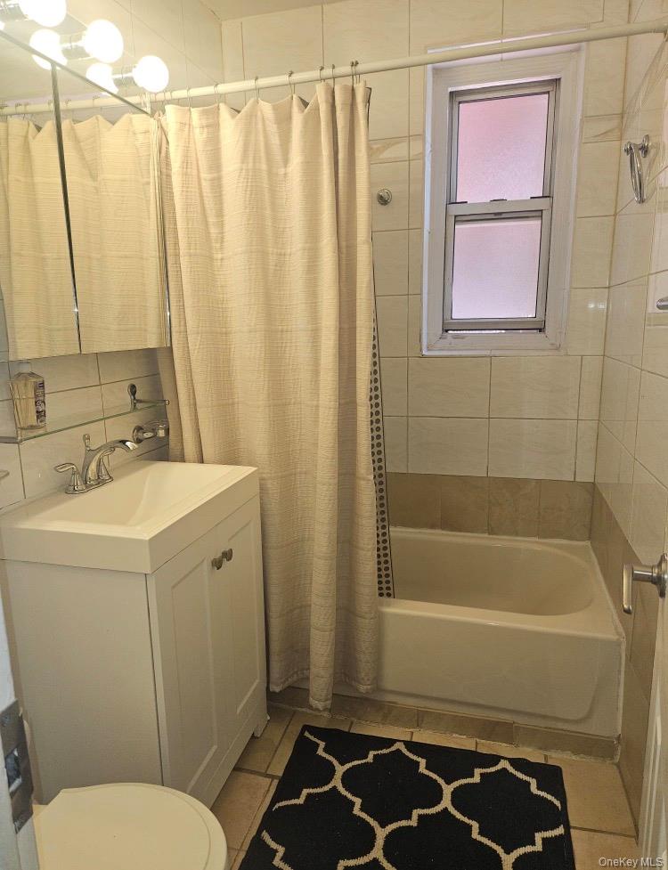 99-15 66 Avenue 2b Property Photo 8
