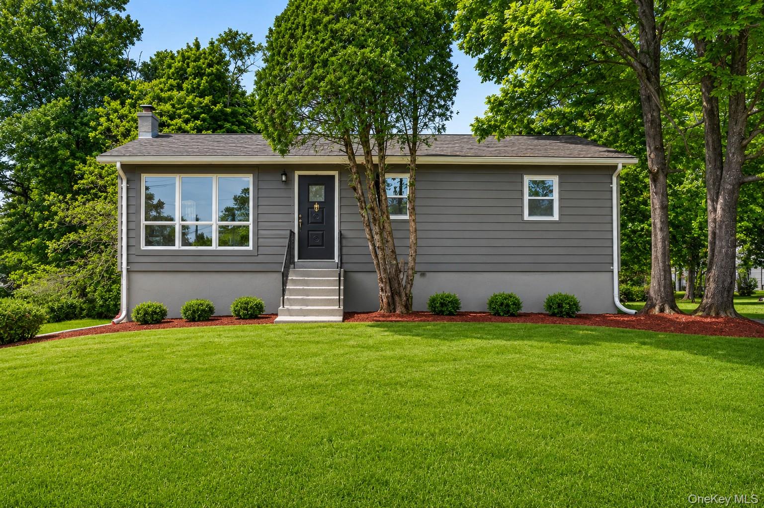 4 Maple Lane Property Photo 1
