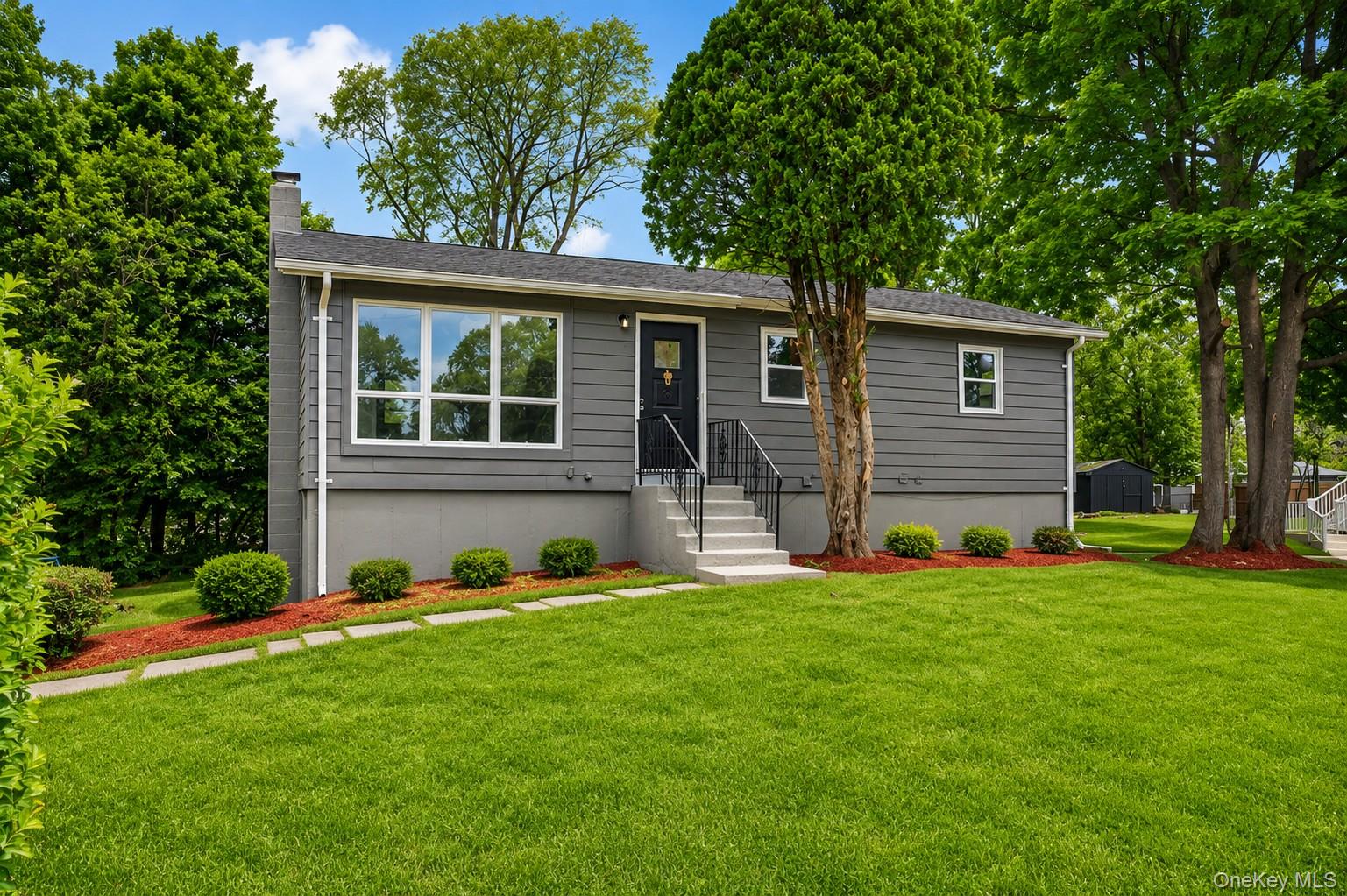 4 Maple Lane Property Photo 2