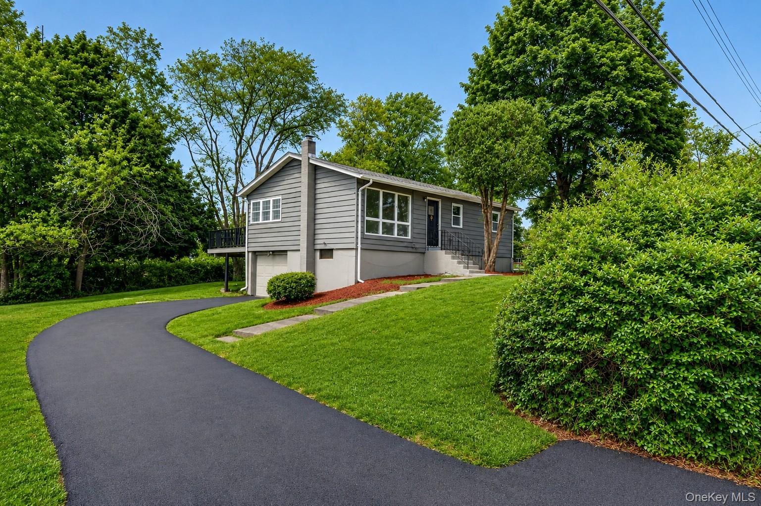 4 Maple Lane Property Photo 3