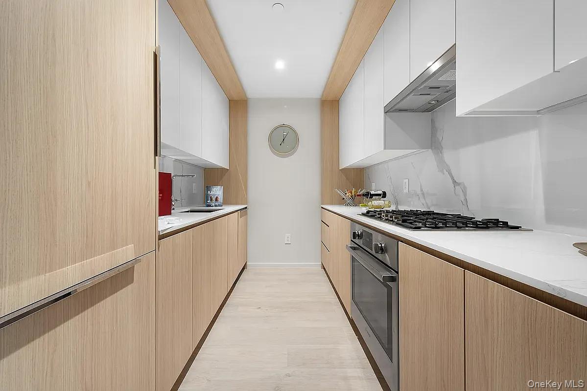 40-22 61st Street 2e Property Photo 4