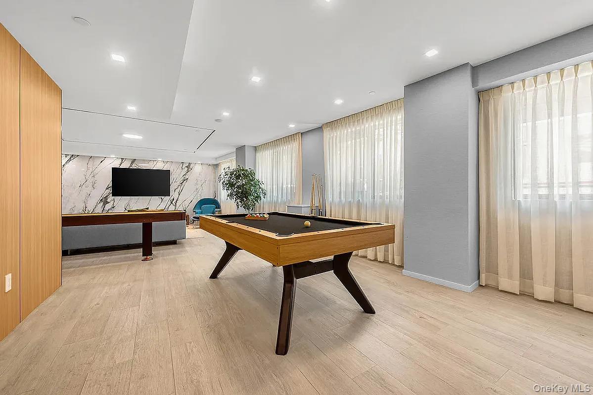 40-22 61st Street 2e Property Photo 11